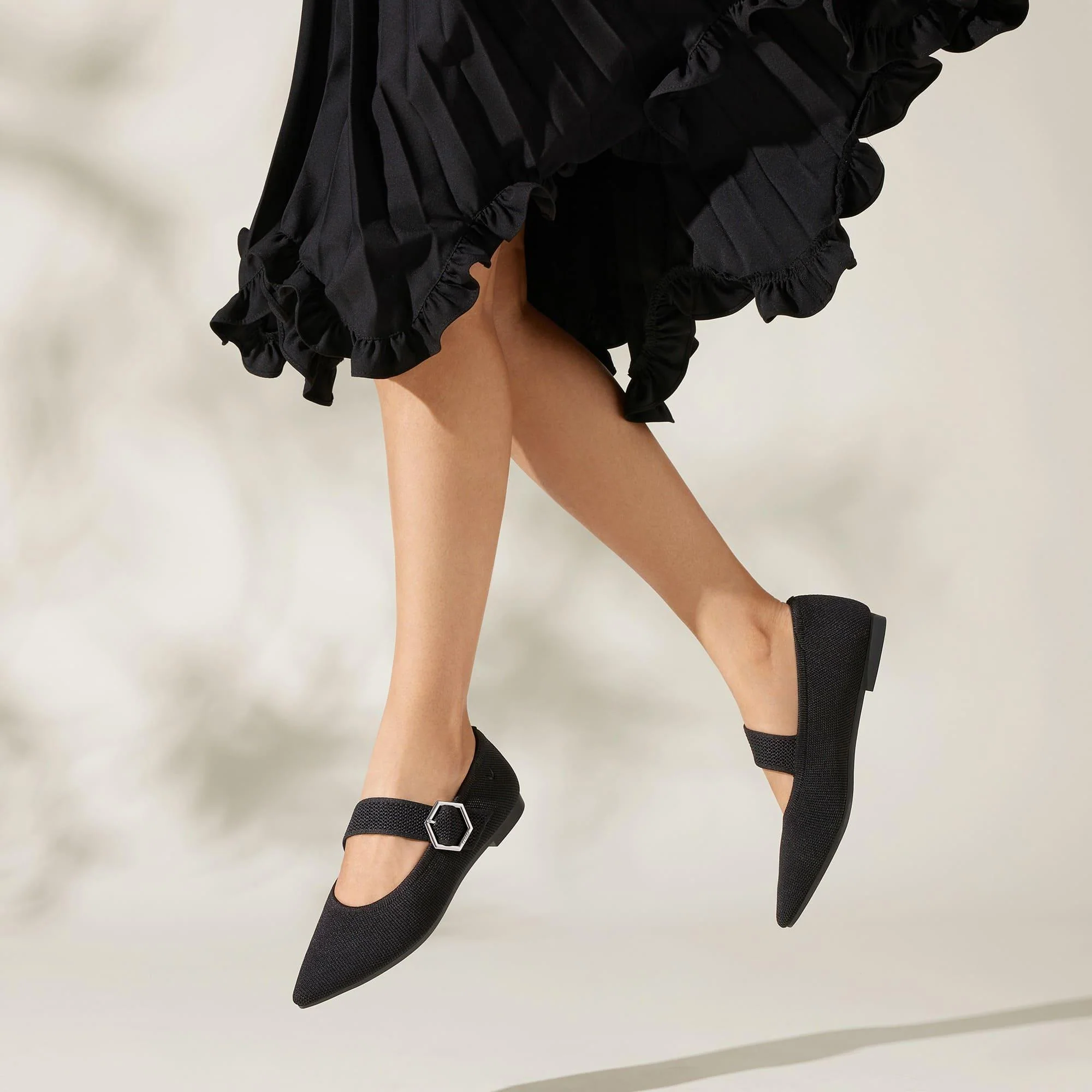 [MARIA] ポインテッドトゥ メリージェーン フラット