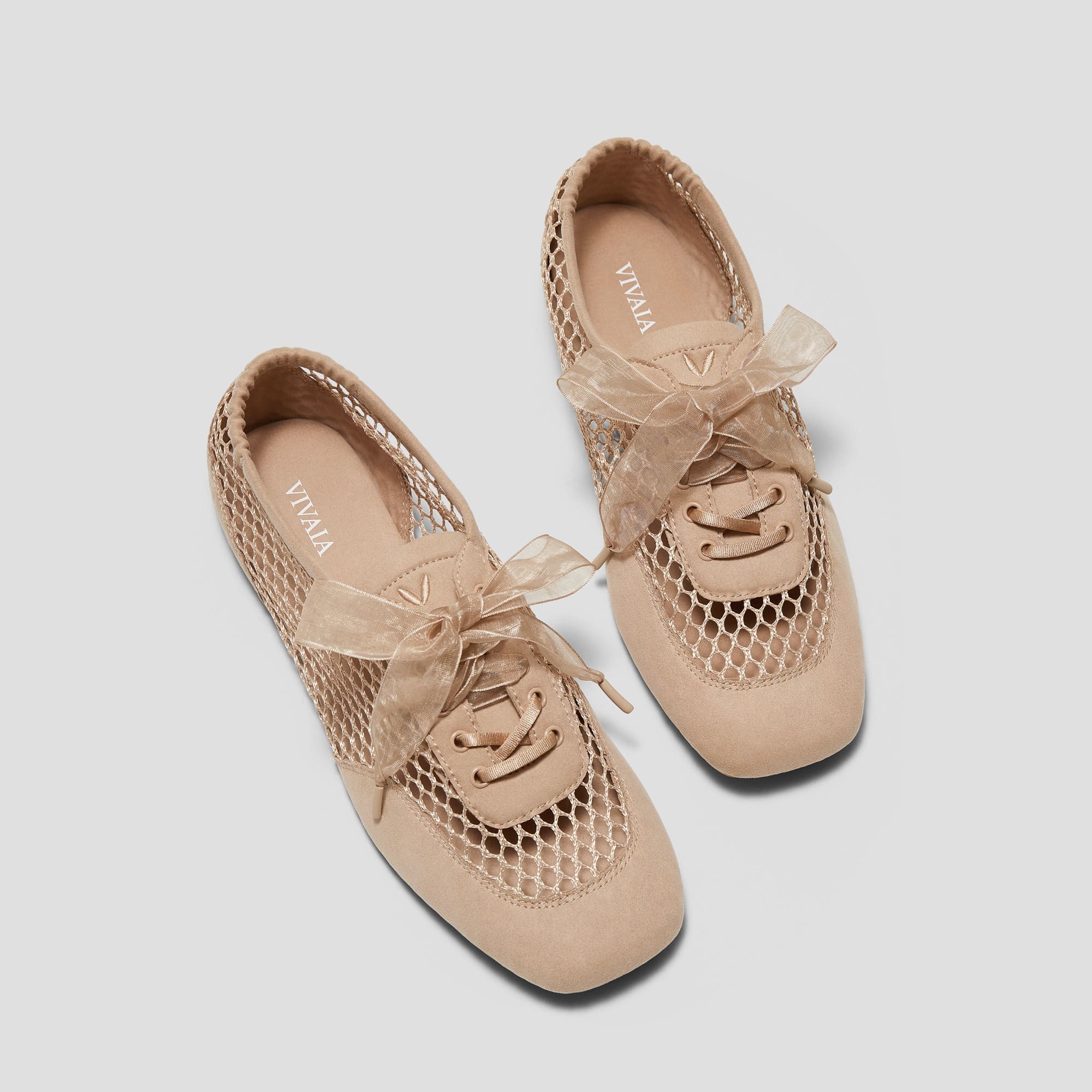 [Cristina] レースアップ サテン スニーカーリーナ