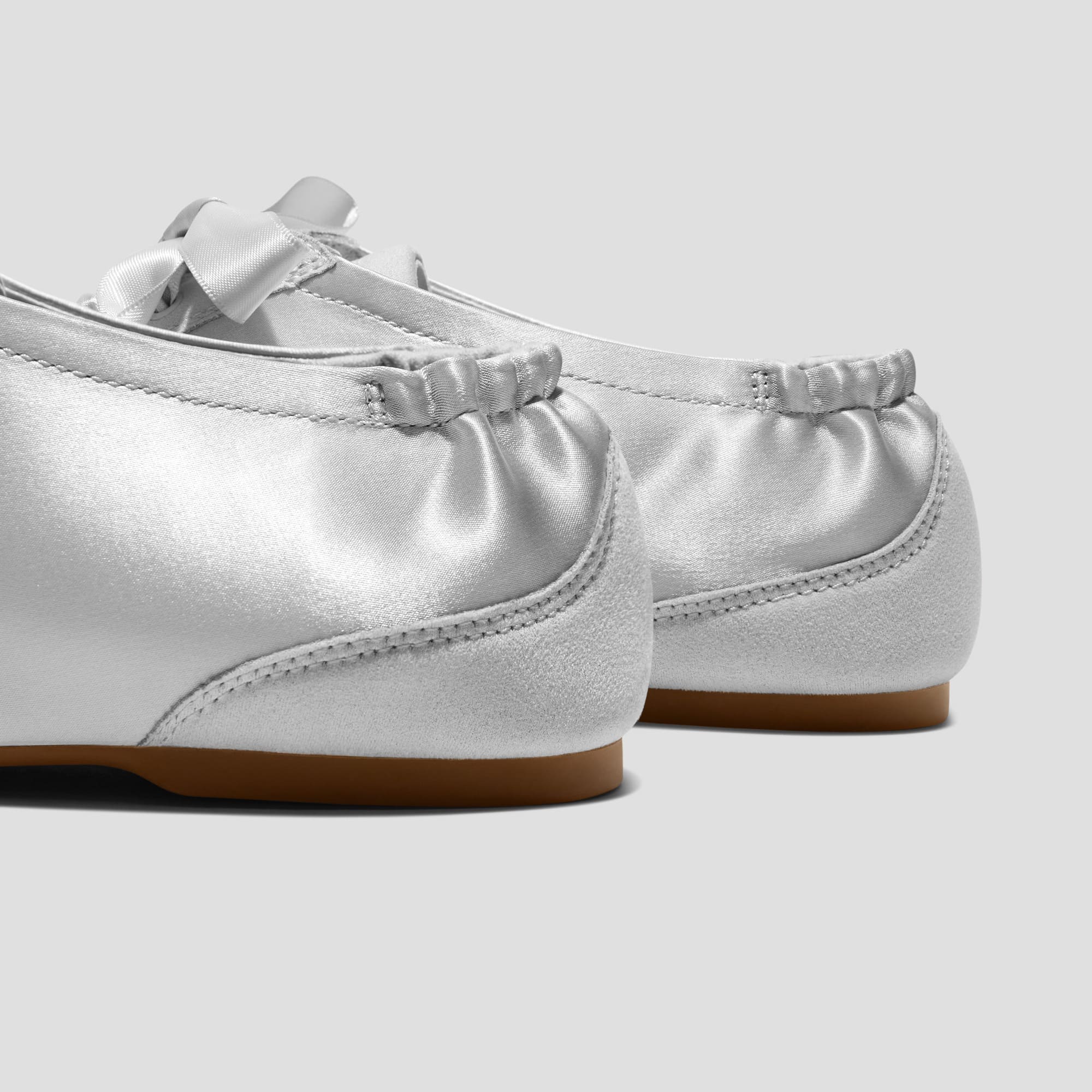 [Cristina] レースアップ サテン スニーカーリーナ