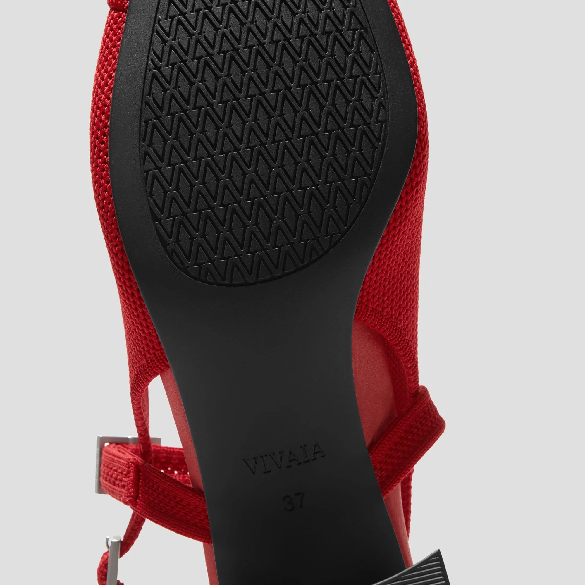 [Juliana] アーモンドトゥ スリングバック ブロックヒール サンダル