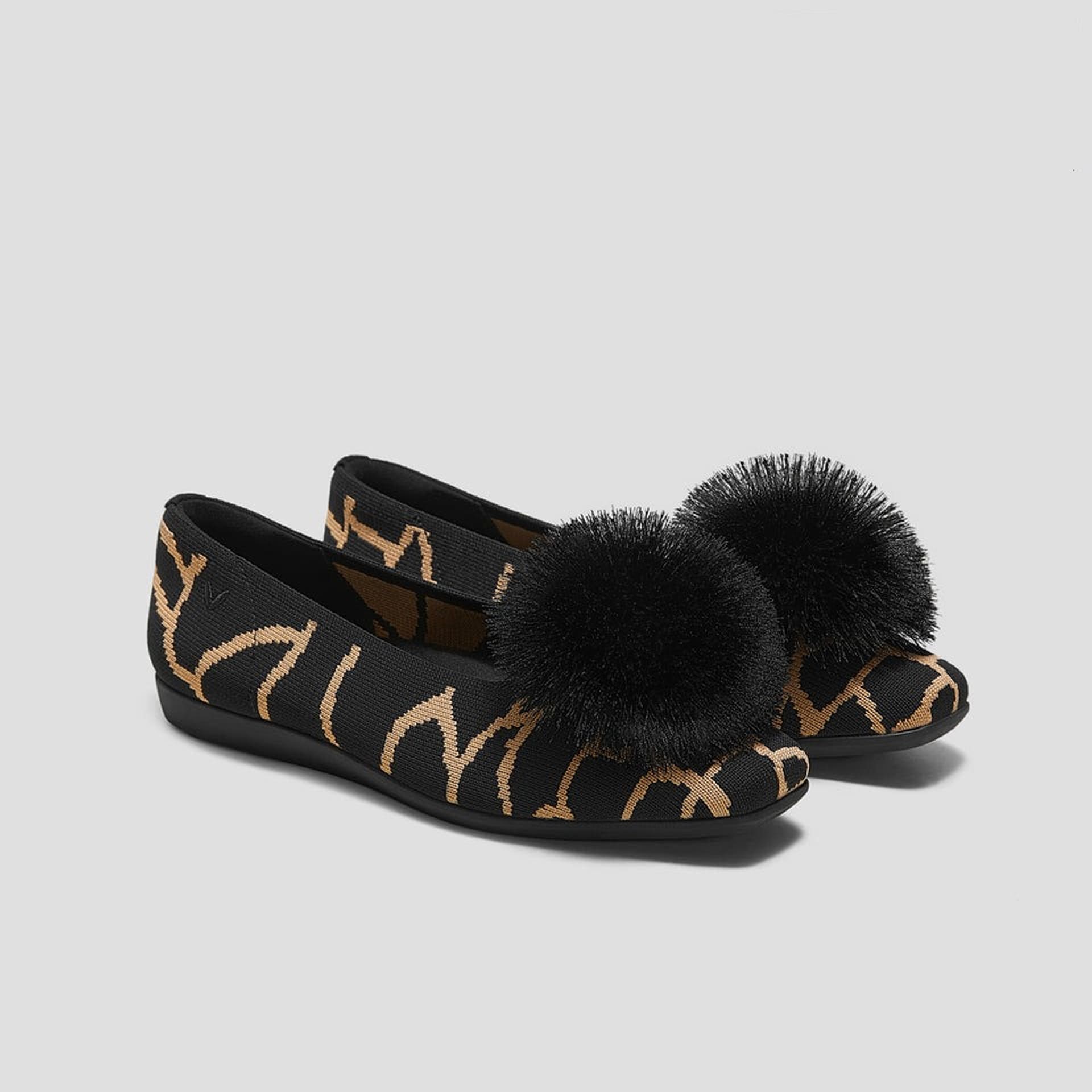 [Margot Walker] スクエアトゥ 超軽量 厚底 フラットシューズ