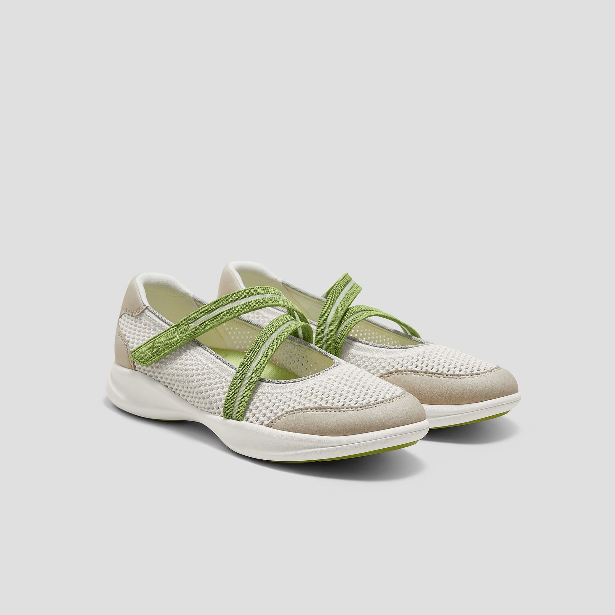 [Walker Pro Isabeli] ラウンドトゥ メッシュ スニーカー フラット