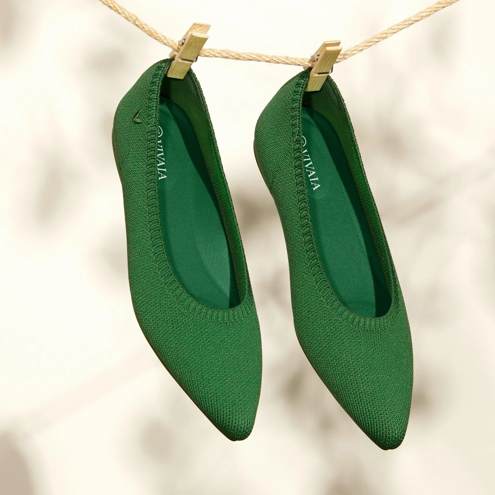 [Aria 5°] ポインテッドトゥ フラットシューズ