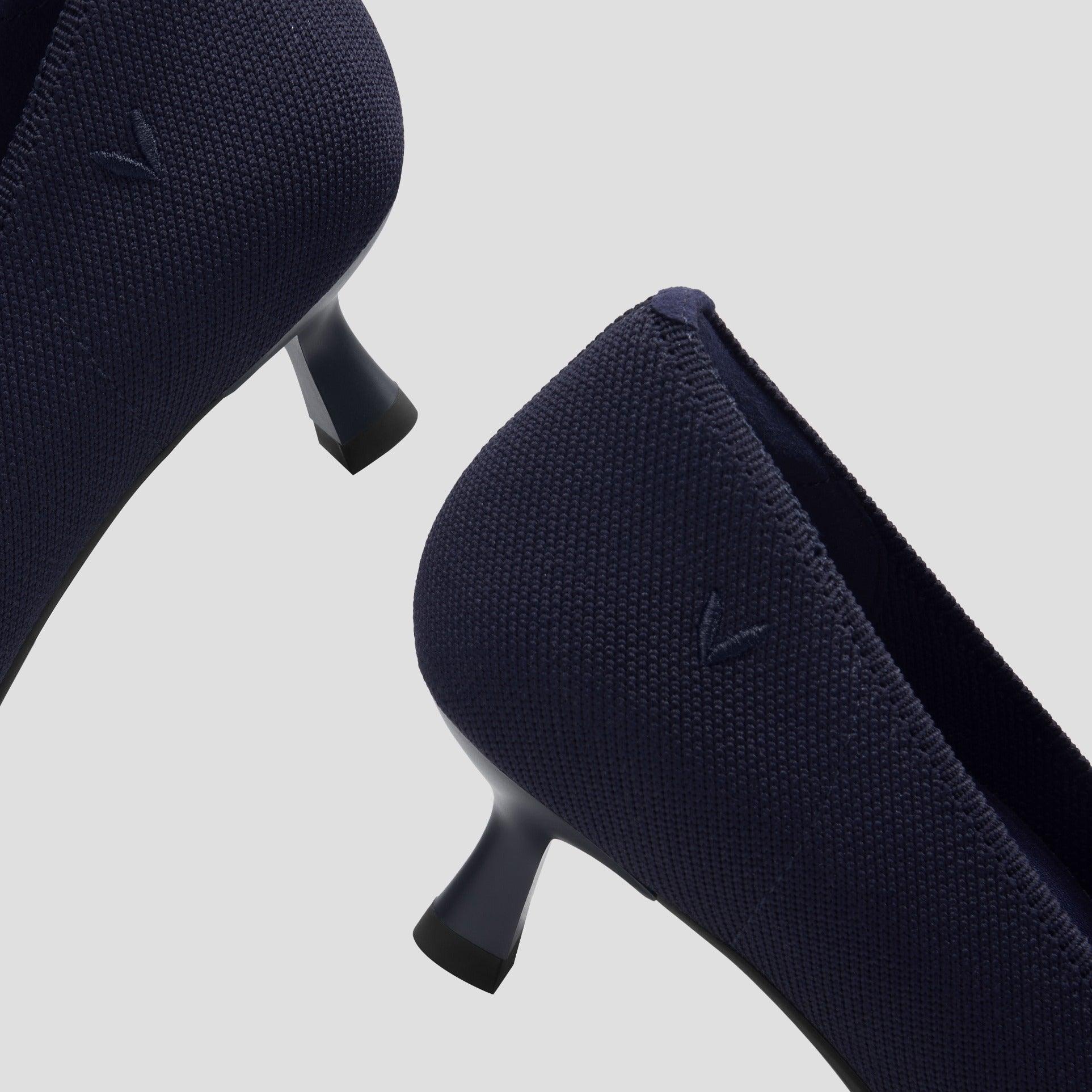 [Scarlett] ポインテッドトゥ キトゥンヒール パンプス