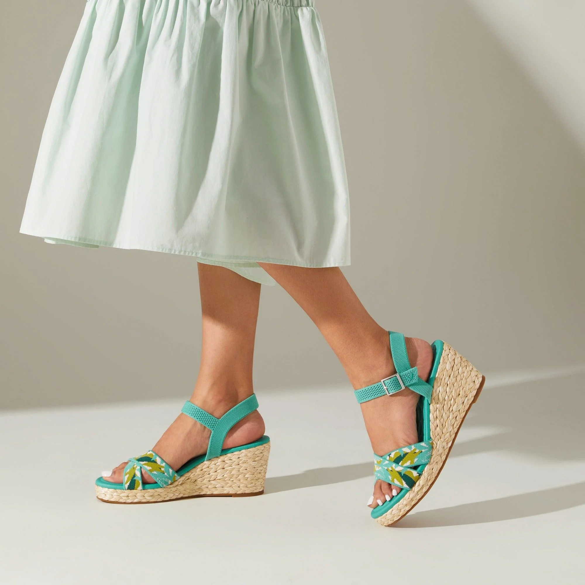 [Sally Pro] AdaptAll™ ラウンドトゥ ウェッジヒール サンダル