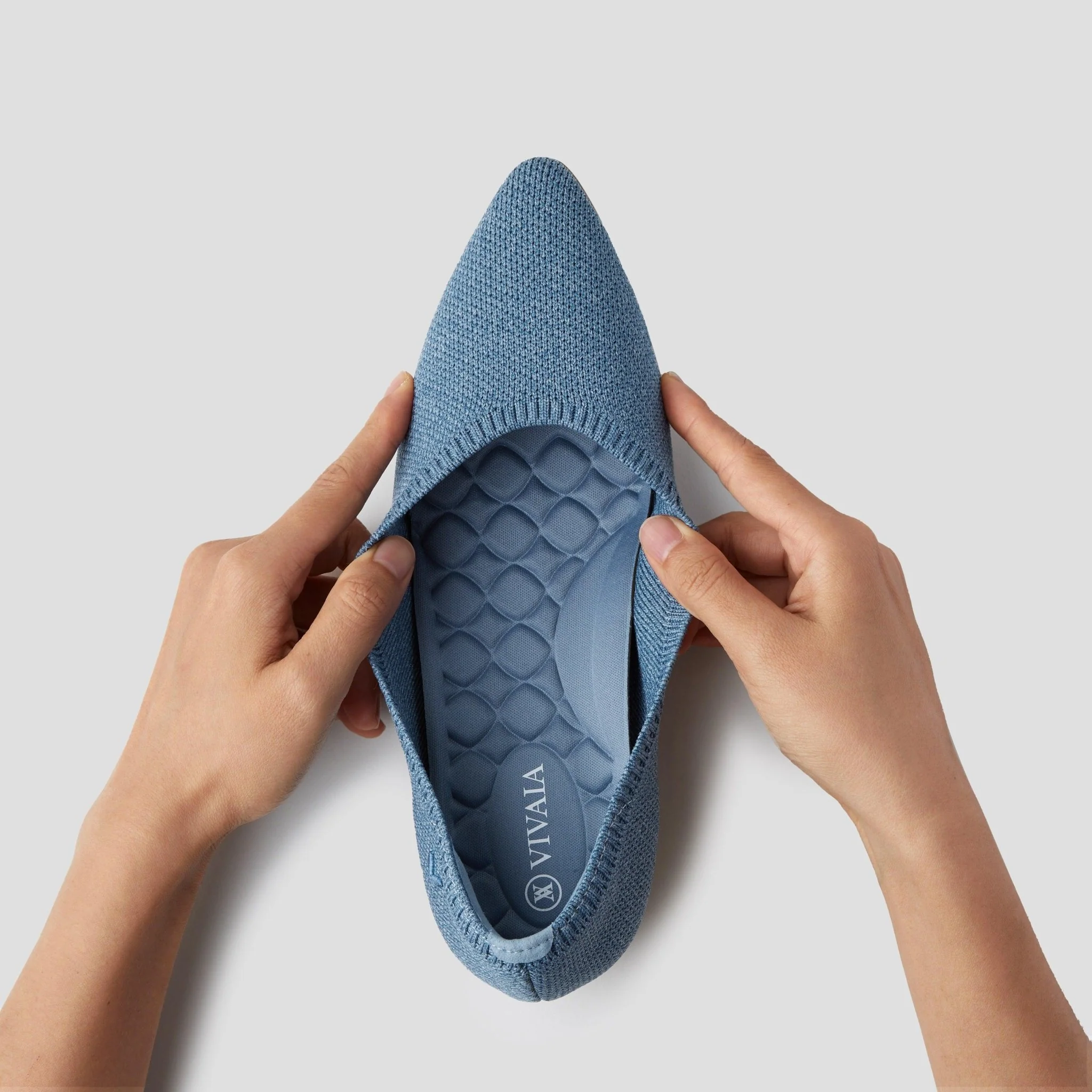 [Aria Walker] ポインテッドトゥ 超軽量 厚底 フラットシューズ