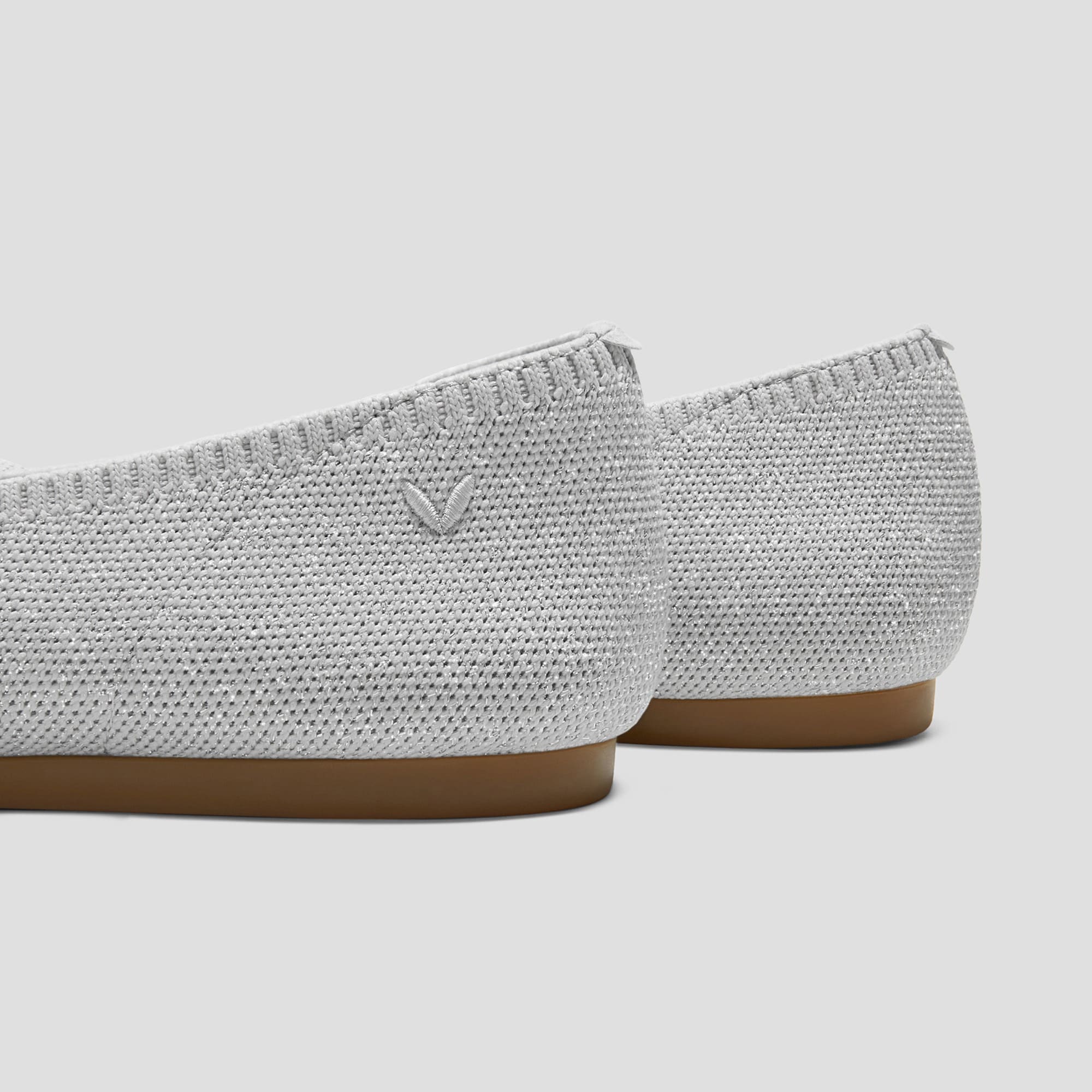 [Aria 5°] ポインテッドトゥ フラットシューズ