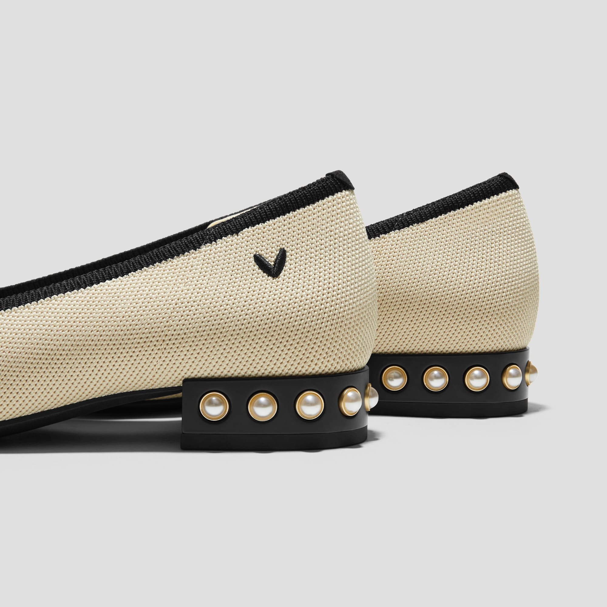 [Barbara] ラウンドトゥ ブロックヒール パンプス