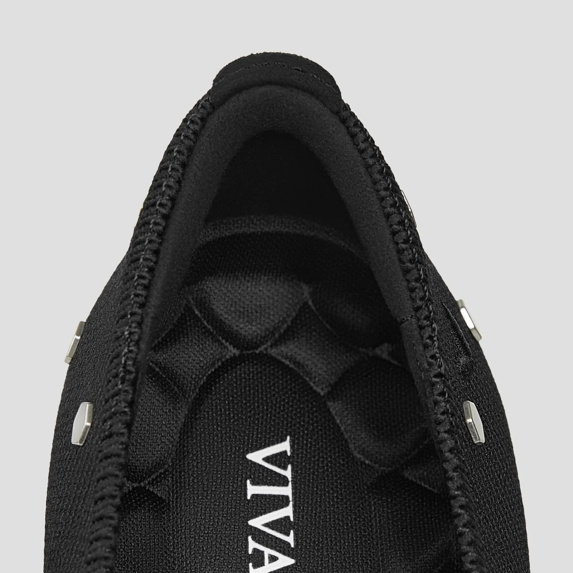 [Scarlett] ポインテッドトゥ  キトゥンヒール パンプス