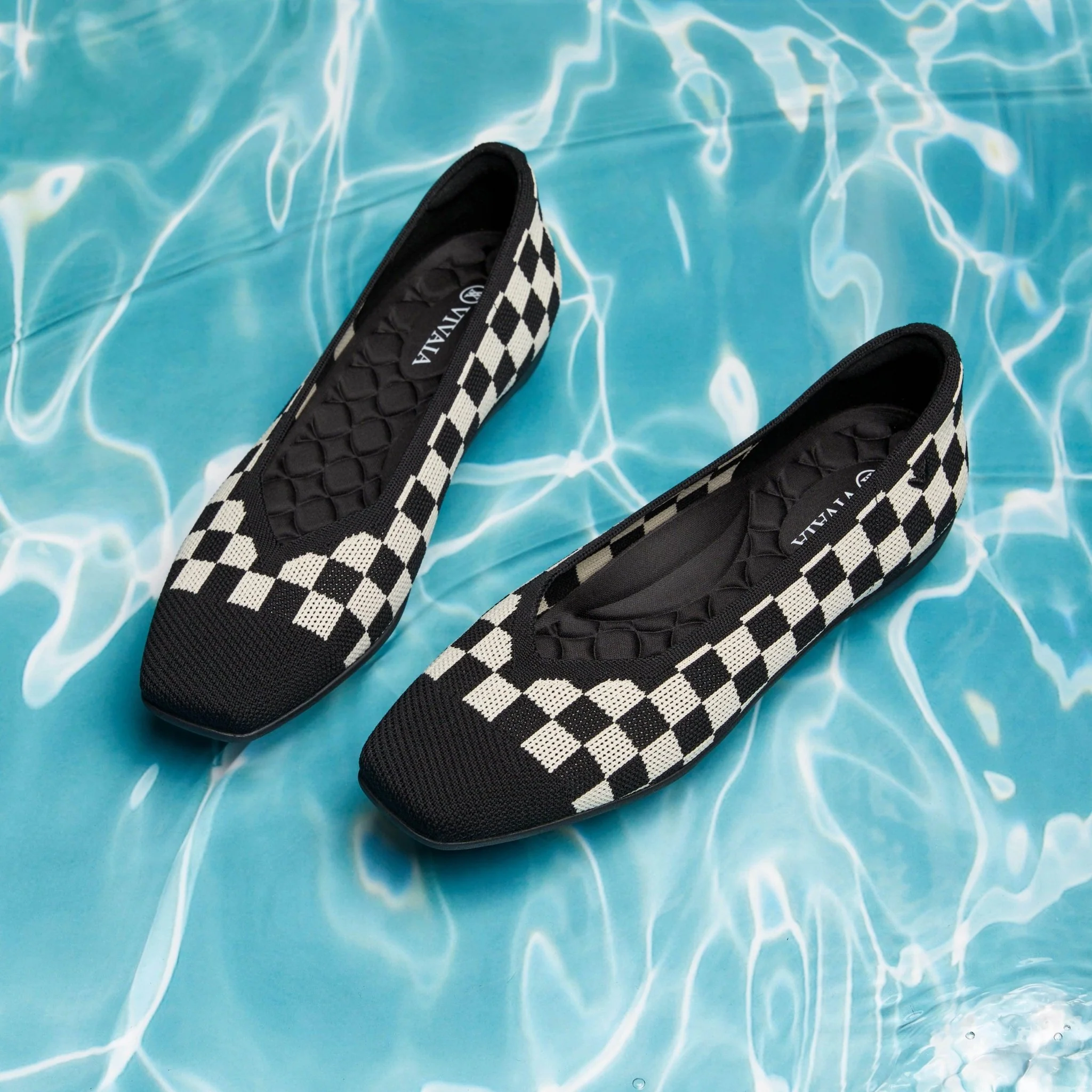 [Margot Walker] スクエアトゥ 超軽量 厚底 フラットシューズ