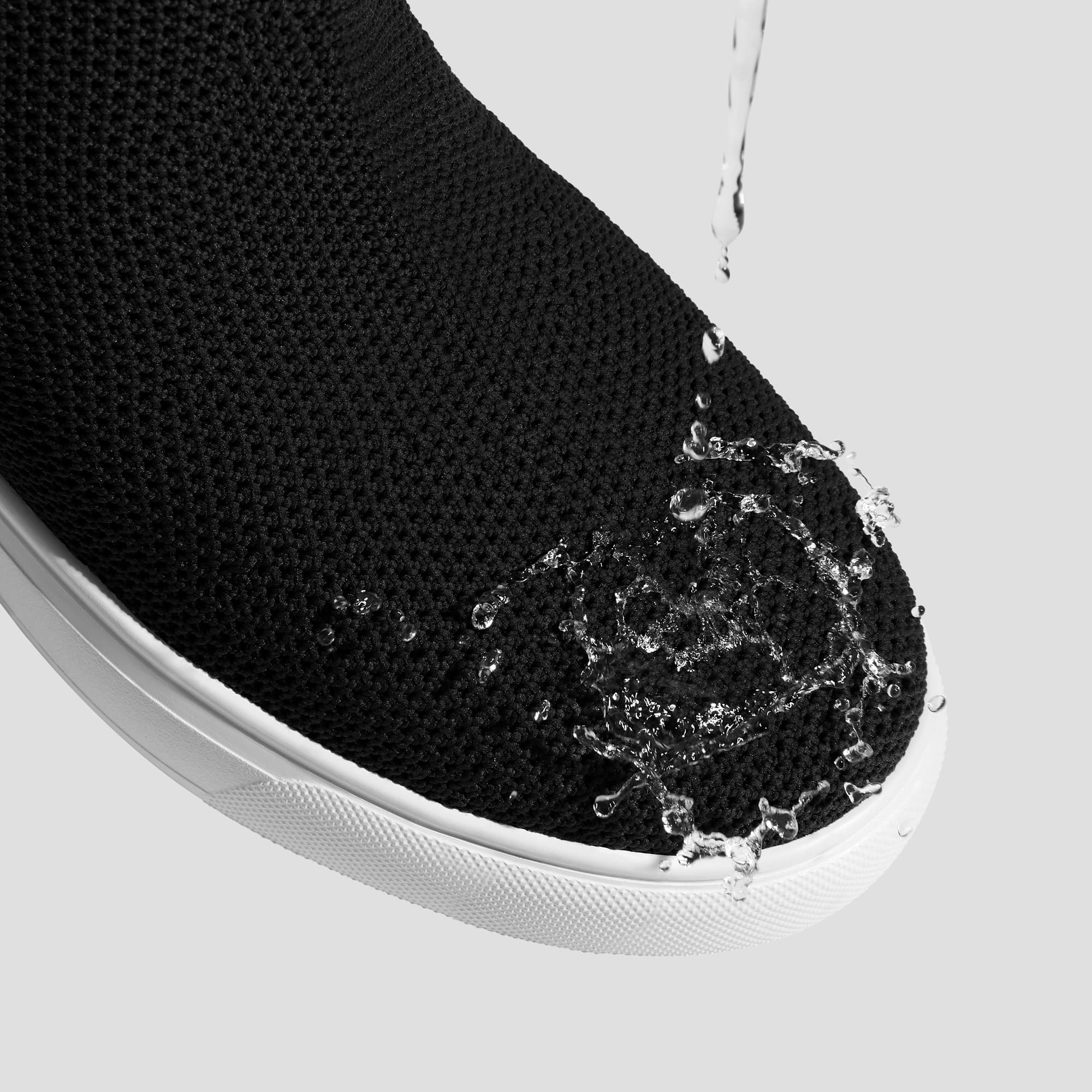 [Casey] ラウンドトゥ ヒドゥンウェッジ スニーカー