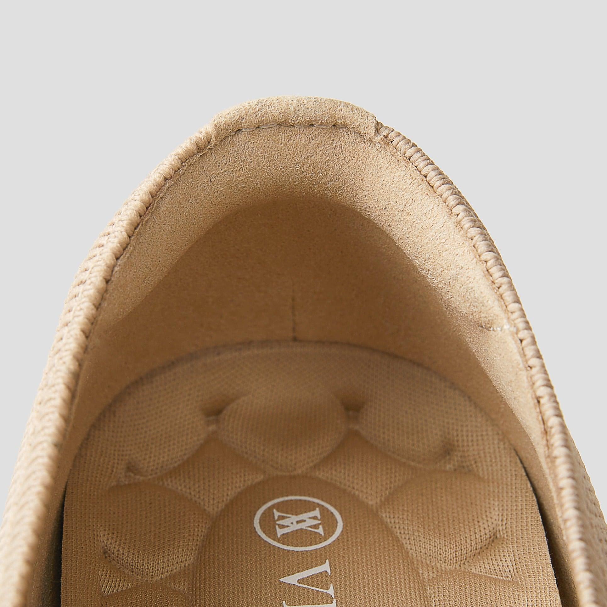 [Aria Wedge Pro] ポインテッドトゥ ウェッジヒール パンプス