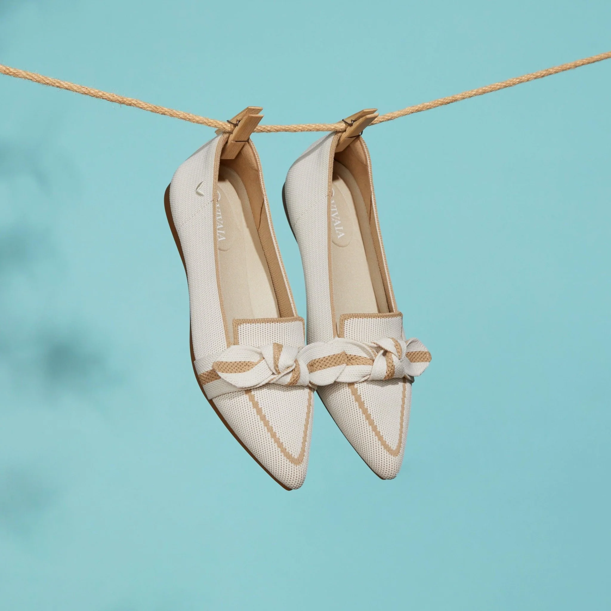 [Michelle] ポインテッドトゥ リボン付き ローファー