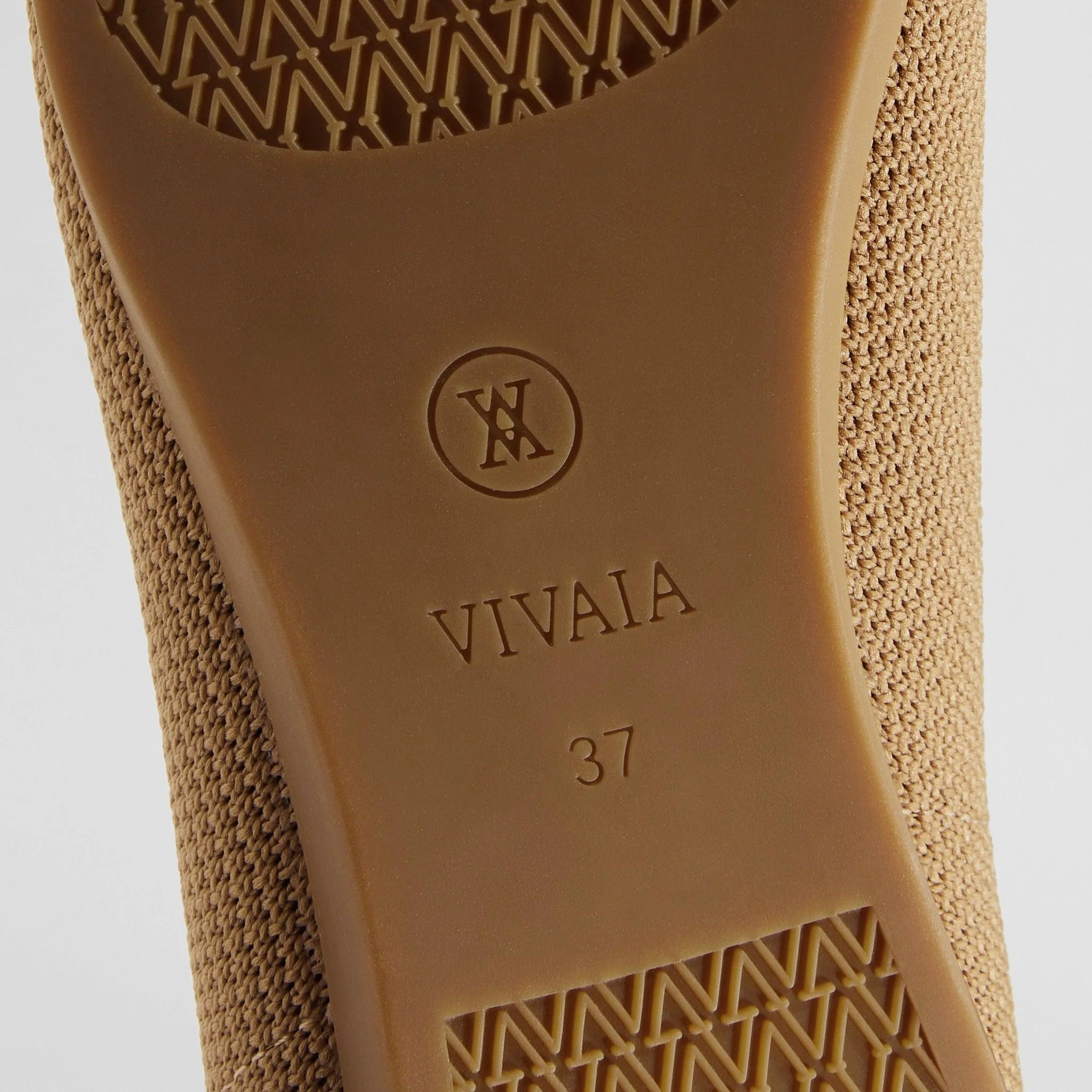 [Aria 5°] ポインテッドトゥ フラットシューズ