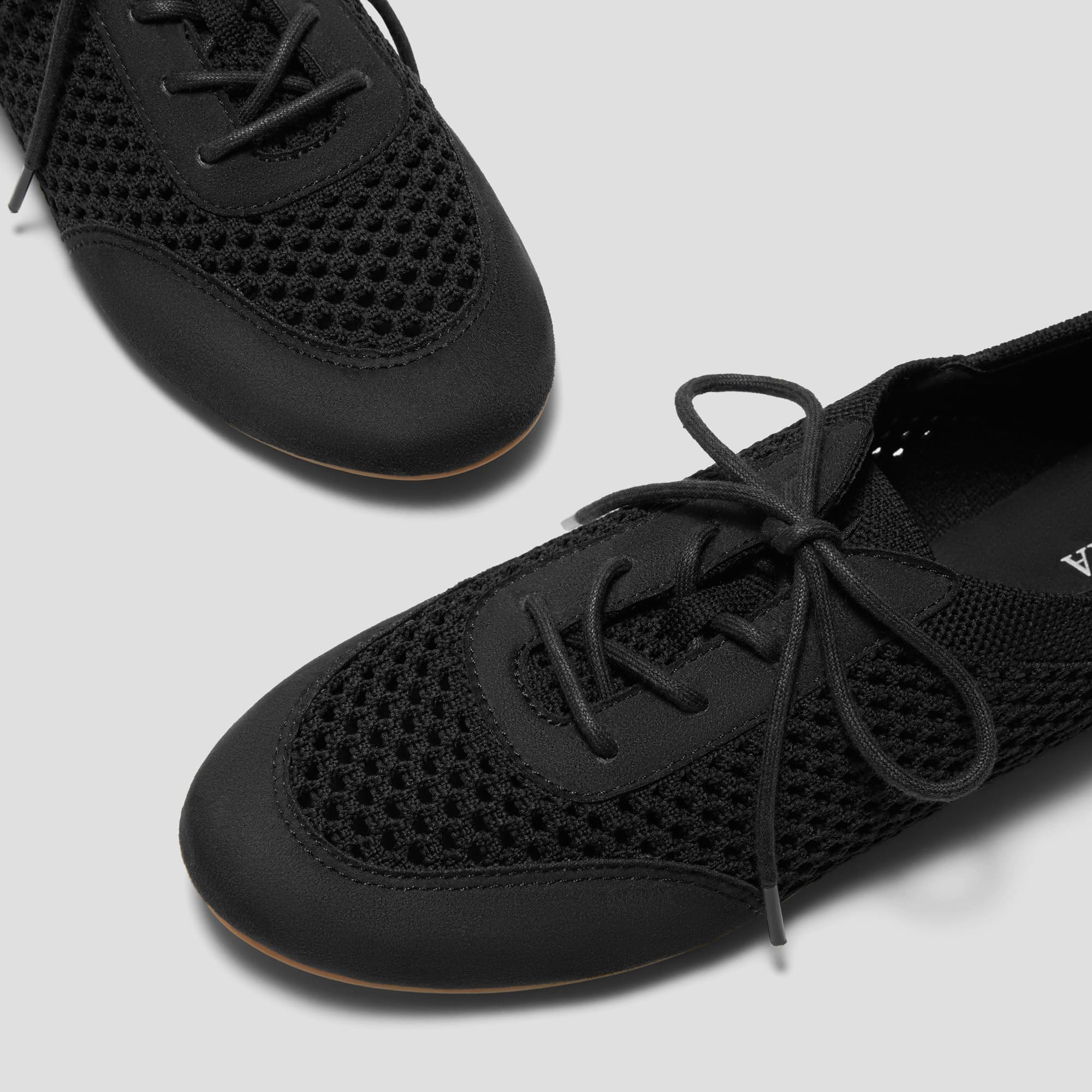 [Yara] アーモンドトゥ メッシュ バレエスニーカー