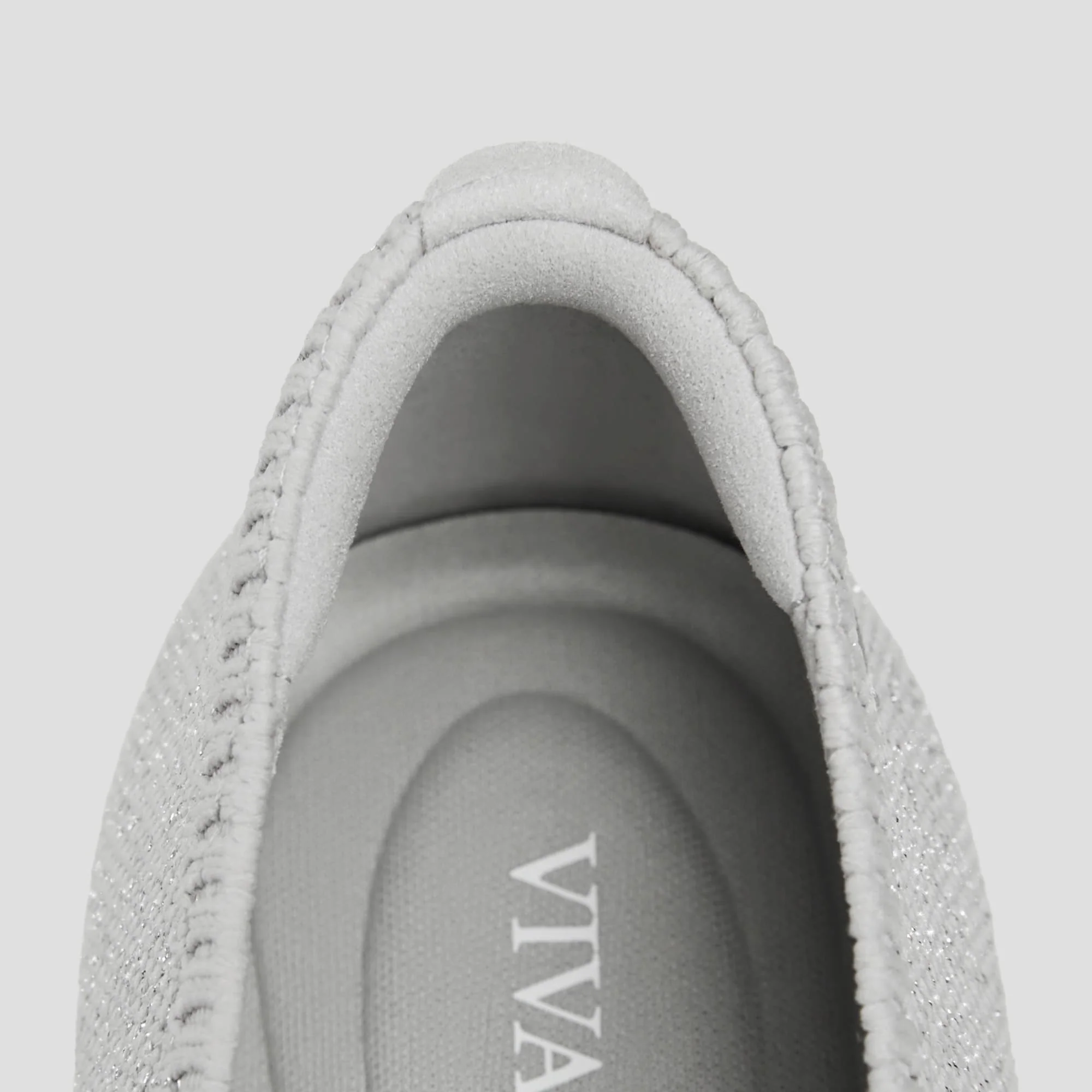 [Aria 5°] ポインテッドトゥ フラットシューズ