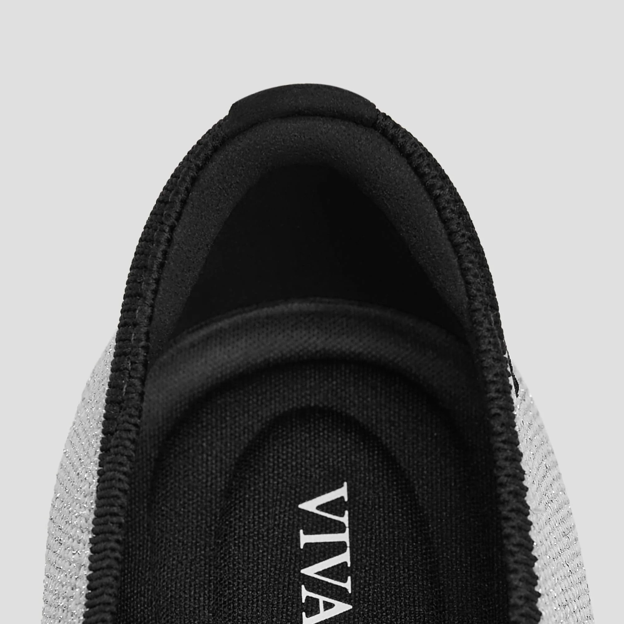 [Addriane] ポインテッドトゥ リボン付き フラットシューズ