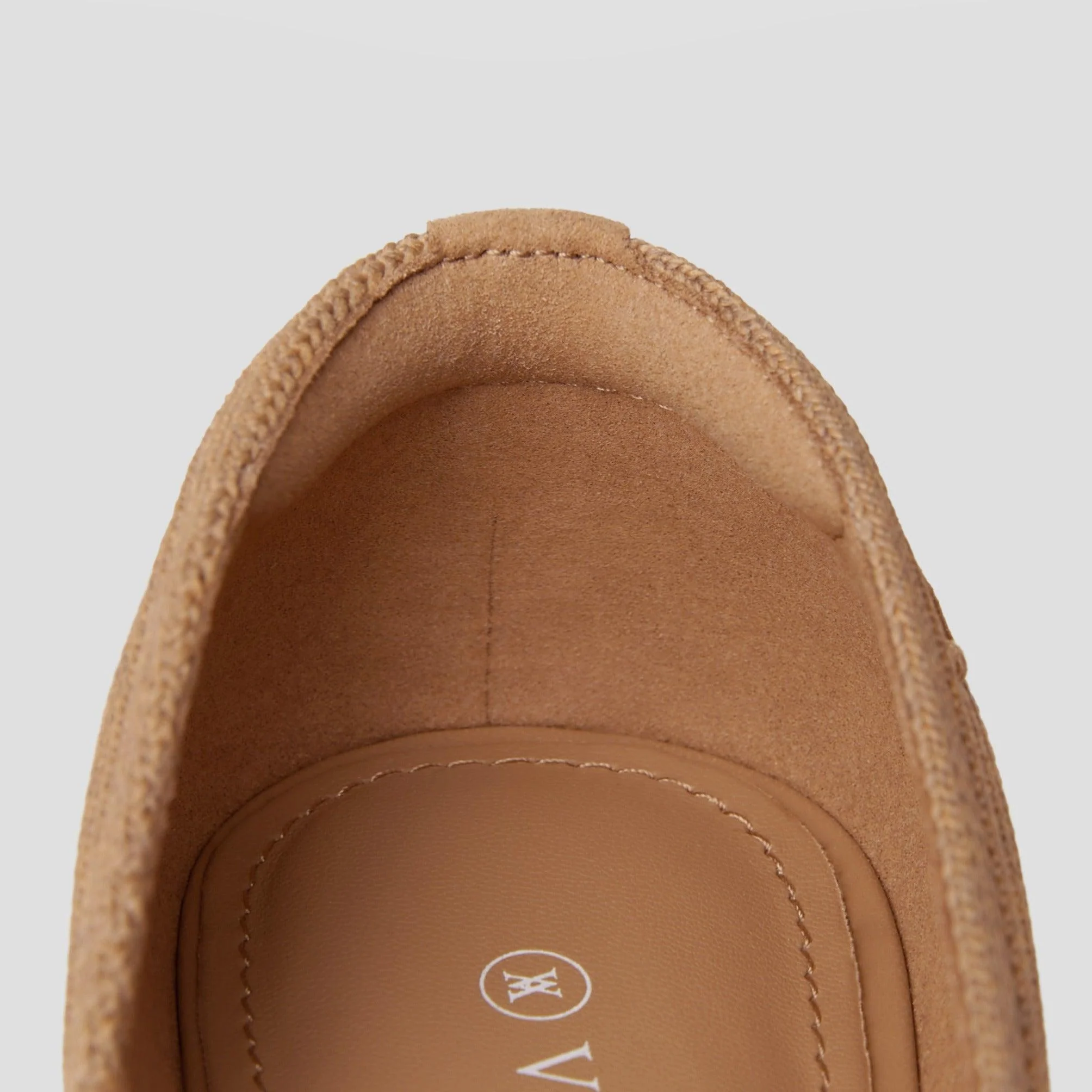 [Melia 2.0] ポインテッドトゥ Vカット フラットシューズ