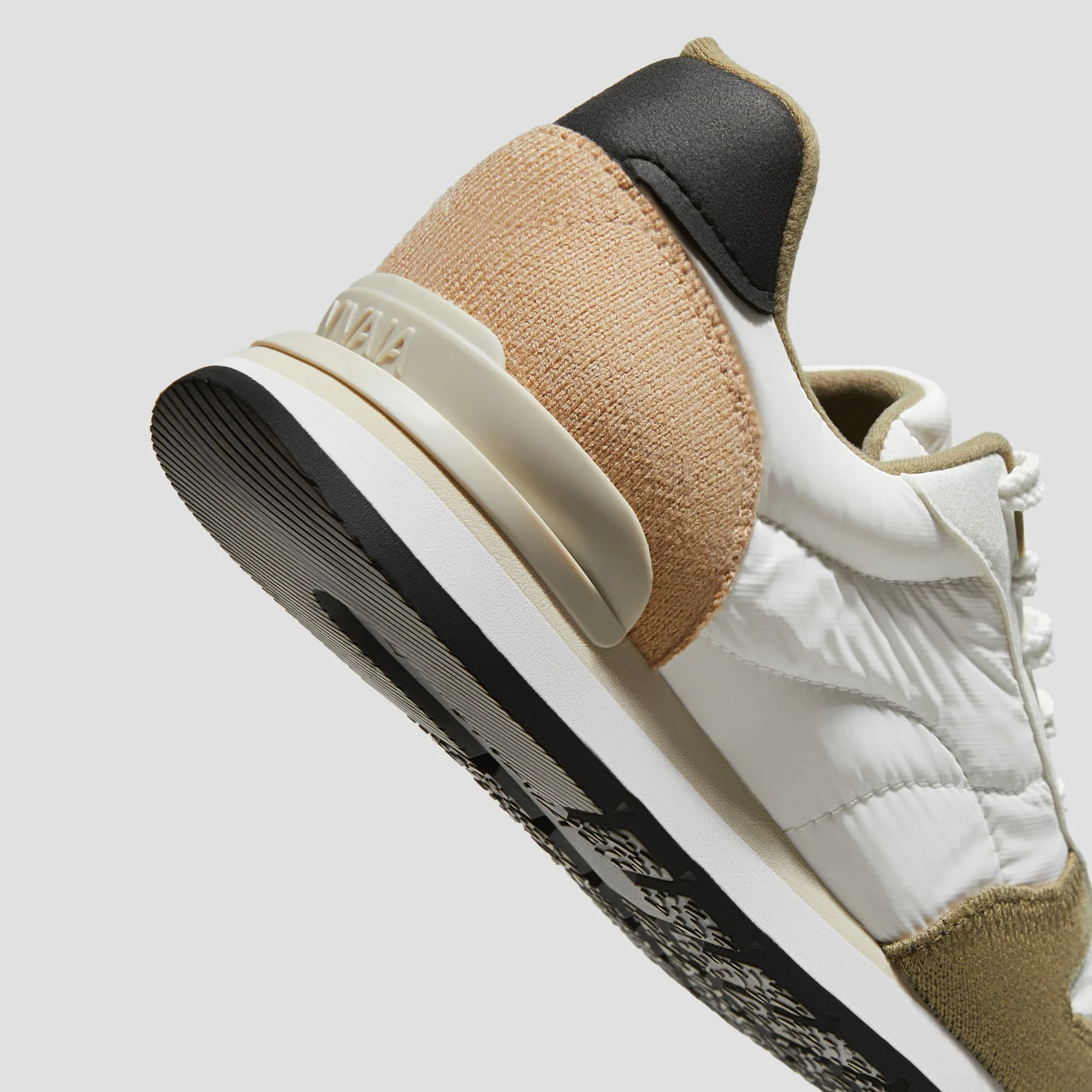 [Allegro] ユニセックス サテン ラックス 撥水加工 スニーカー