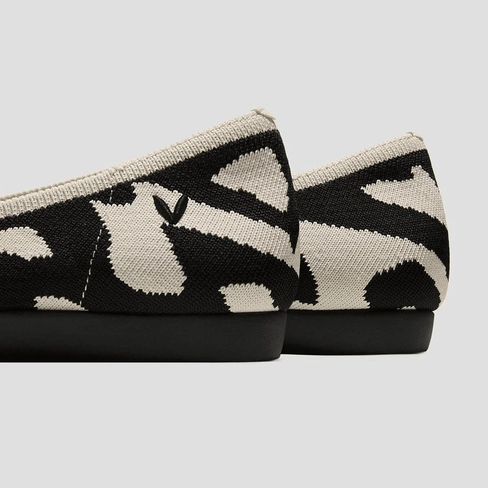 [Aria Walker 超撥水] ポインテッドトゥ 超軽量 厚底 フラットシューズ