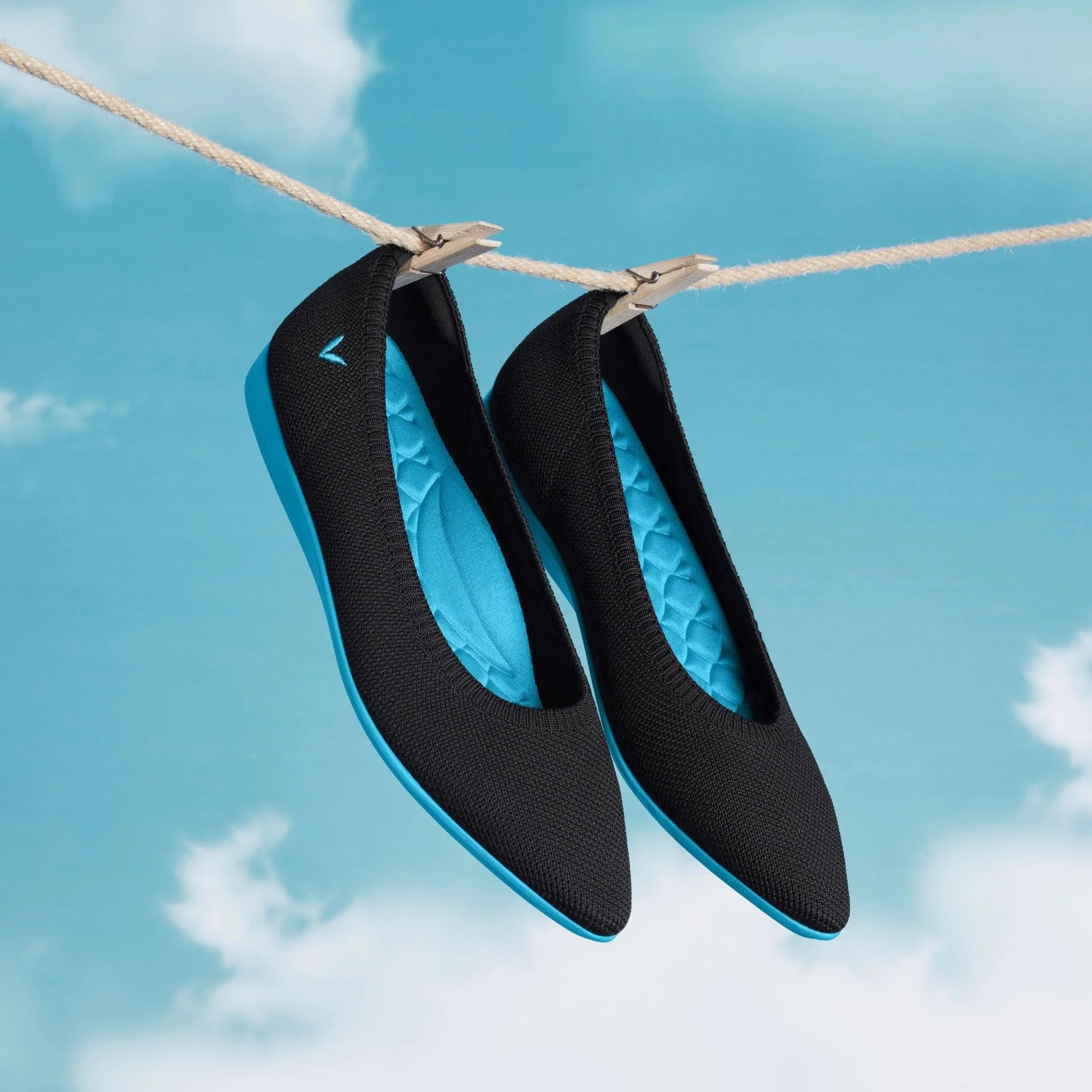 [Aria Walker] ポインテッドトゥ 超軽量 厚底 フラットシューズ