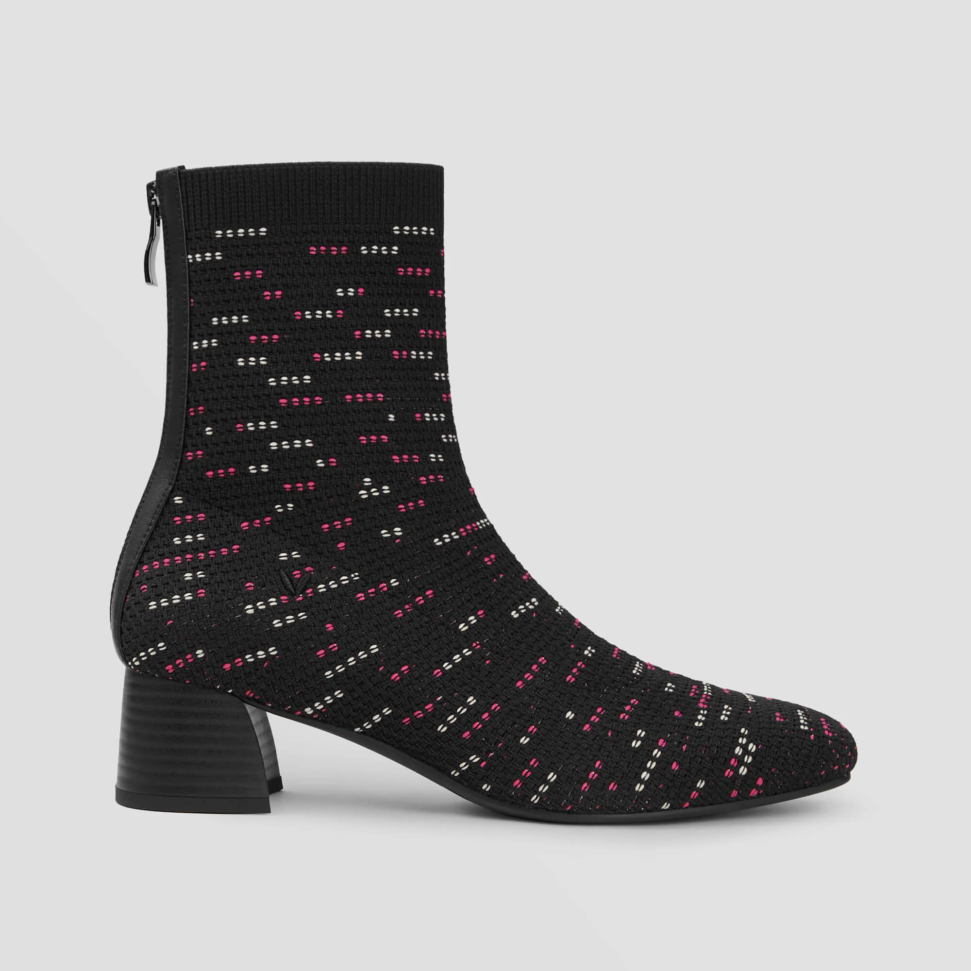 [Marcella] スクエアトゥ 撥水加工 バックファスナー付き ショートブーツ