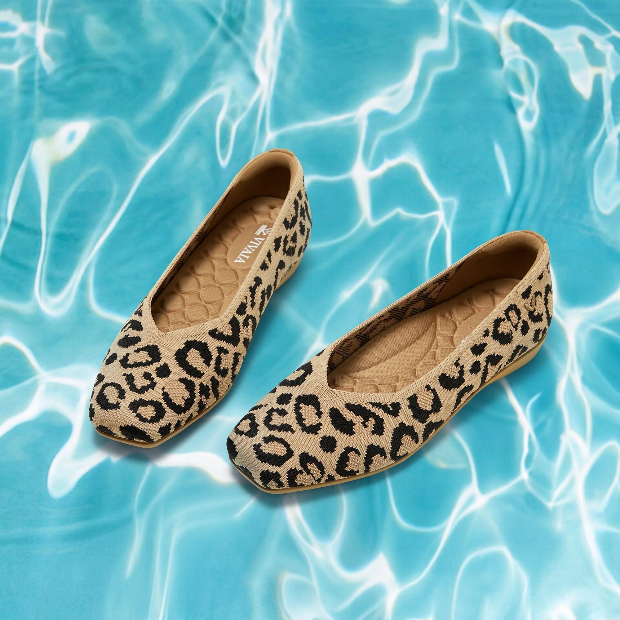 [Margot Walker 超撥水] スクエアトゥ 超軽量 厚底 フラットシューズ