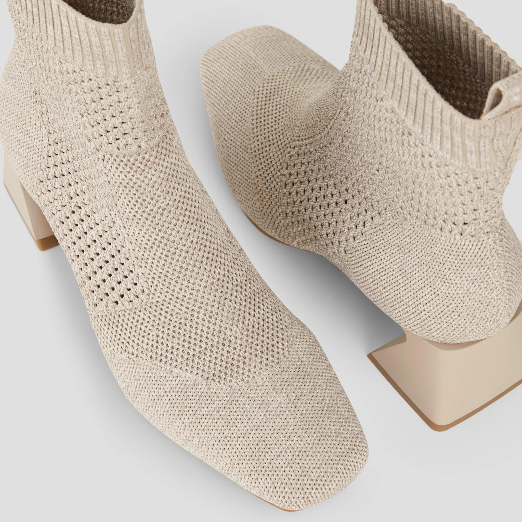 [Melissa 2.0] スクエアトゥ レトロデザイン ショートブーツ