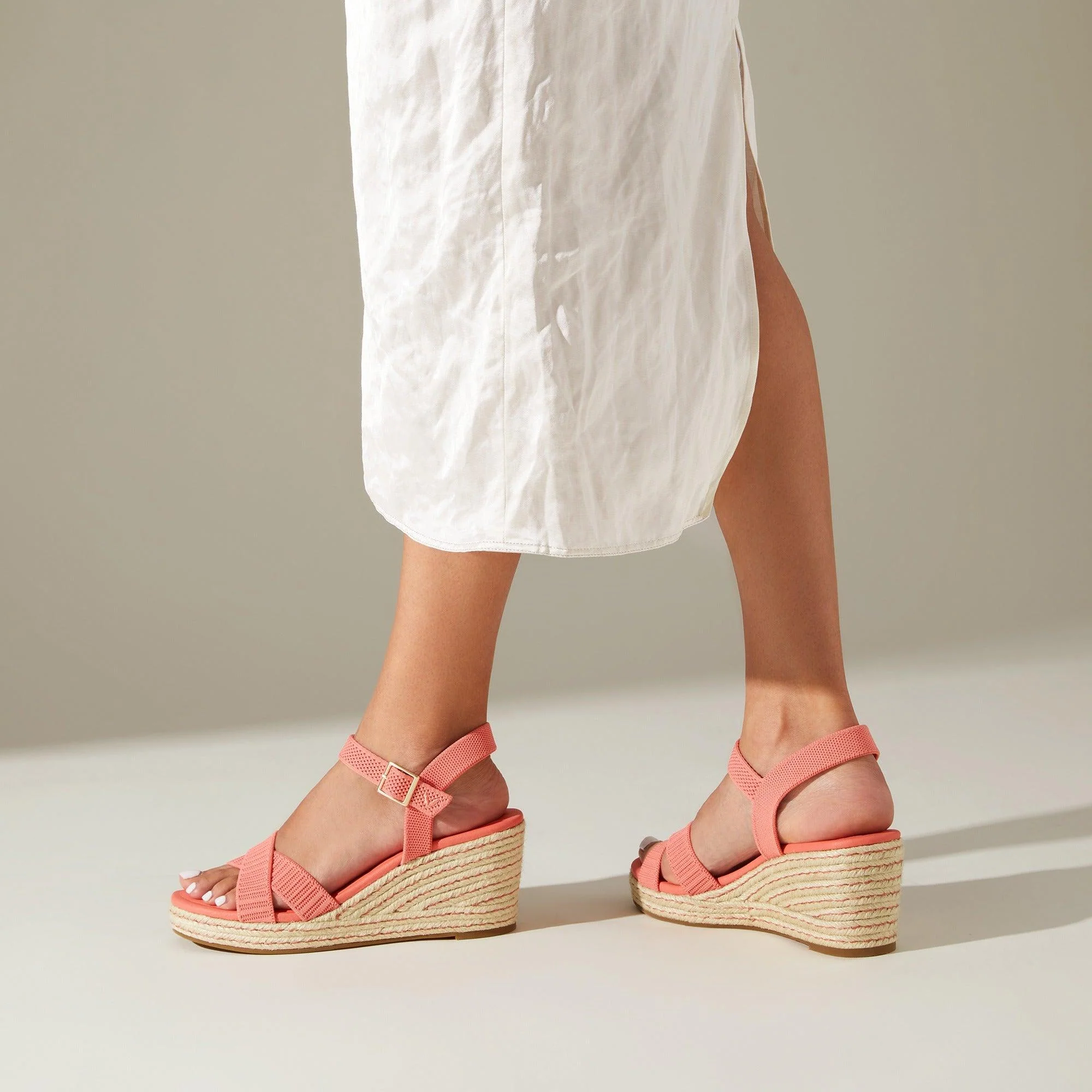 [Sally Pro] AdaptAll™ ラウンドトゥ ウェッジヒール サンダル