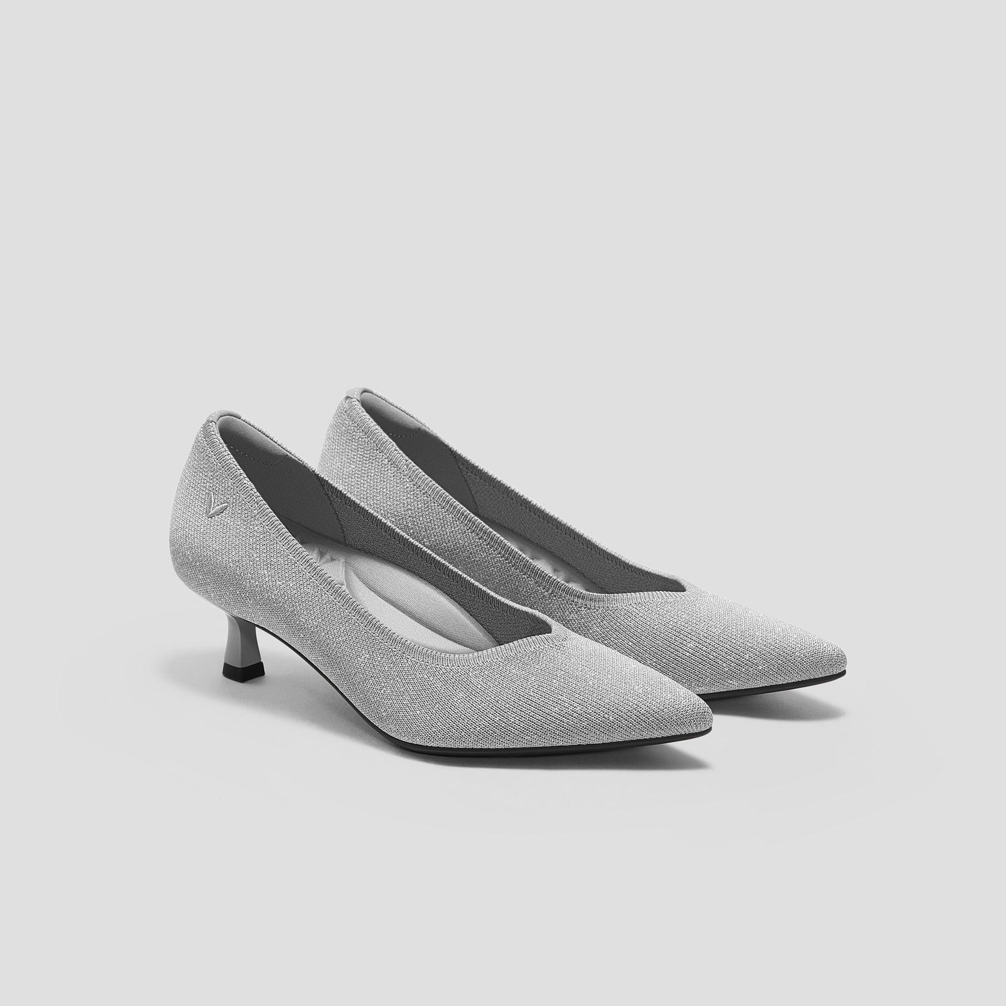 [Scarlett] ポインテッドトゥ  キトゥンヒール パンプス