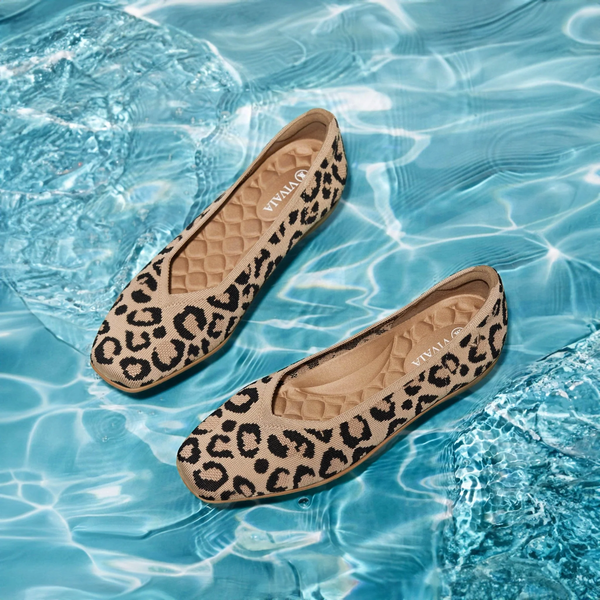 [Margot Walker] スクエアトゥ 超軽量 厚底 フラットシューズ