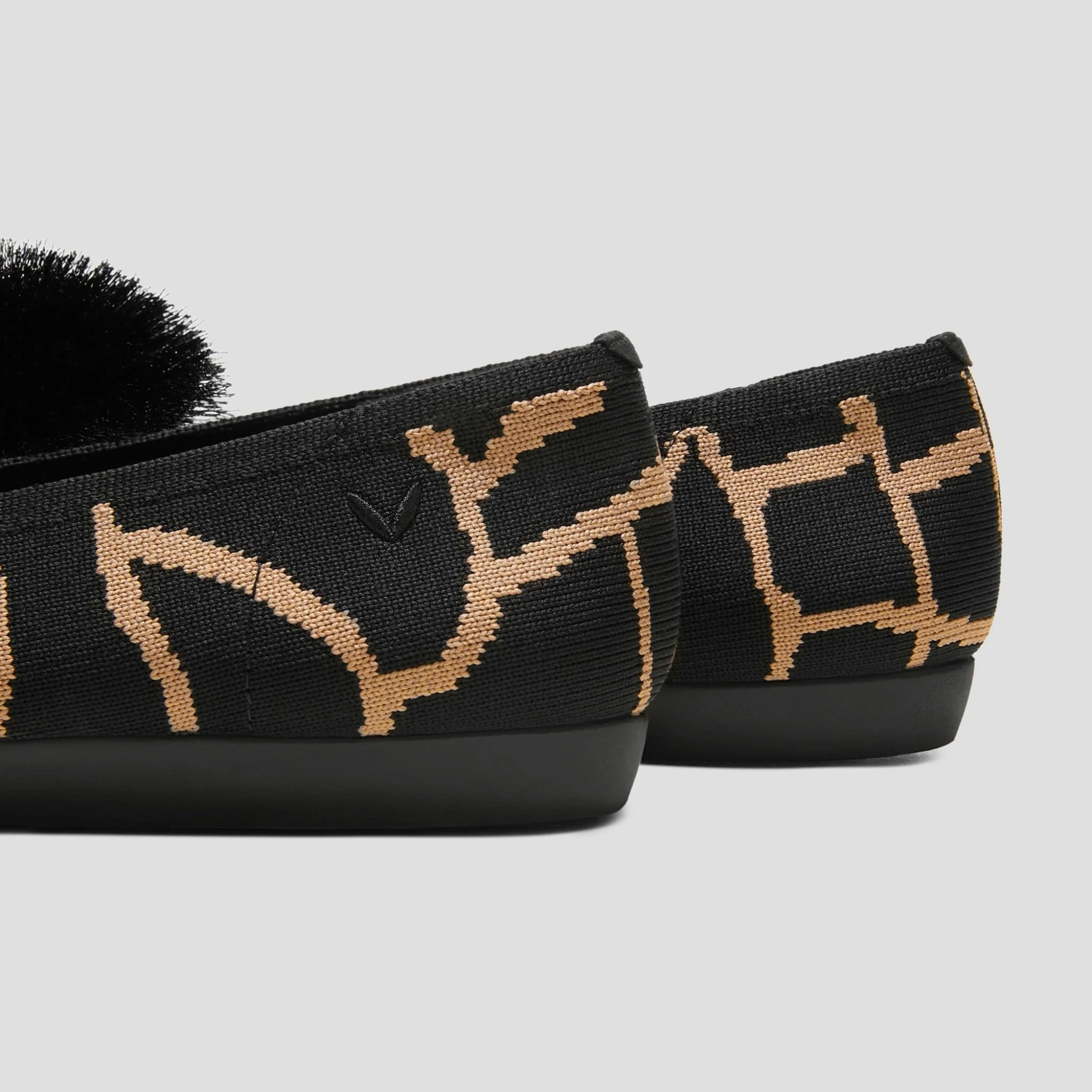 [Margot Walker] スクエアトゥ 超軽量 厚底 フラットシューズ