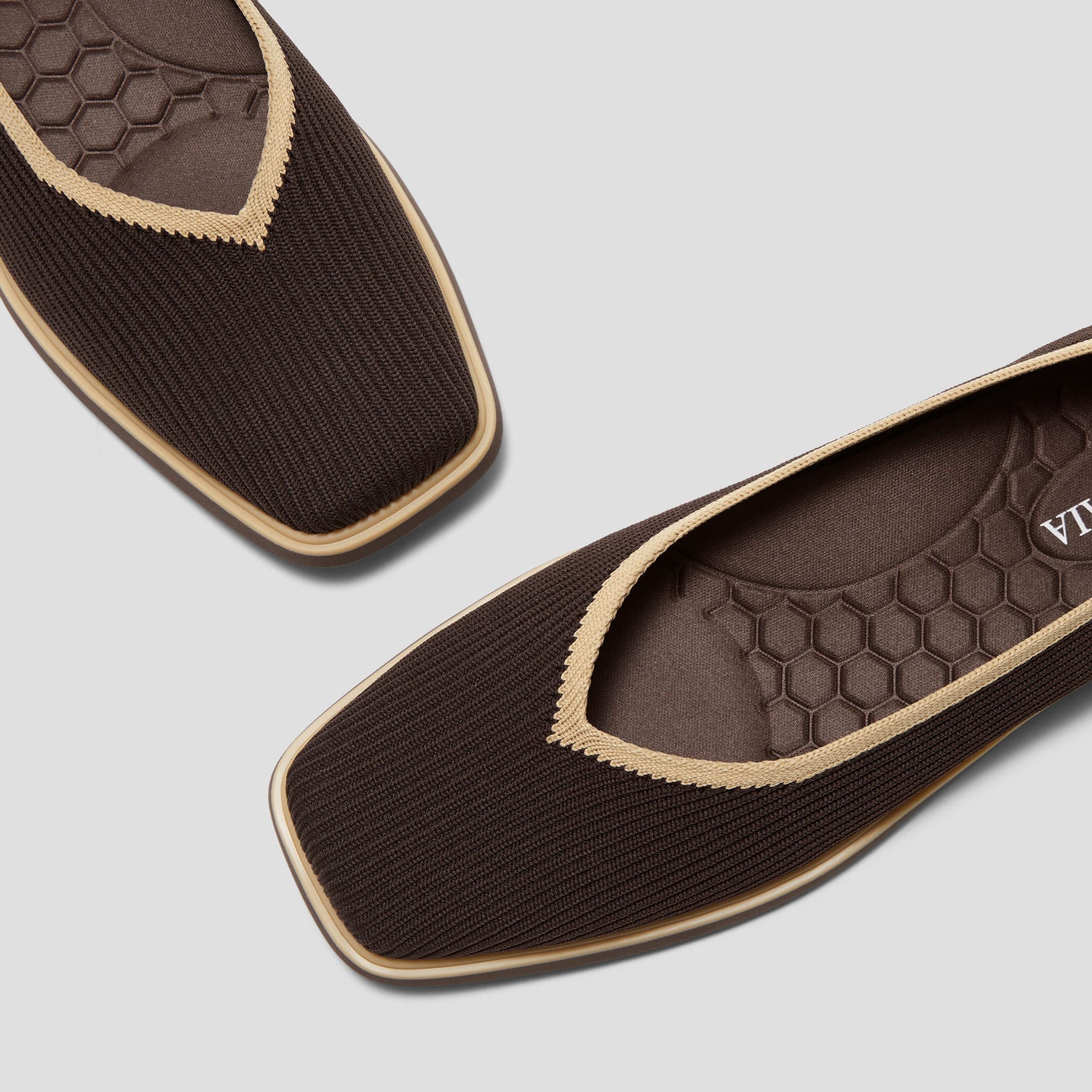 [All-Day Standing Mabel]スクエアトゥ フラット