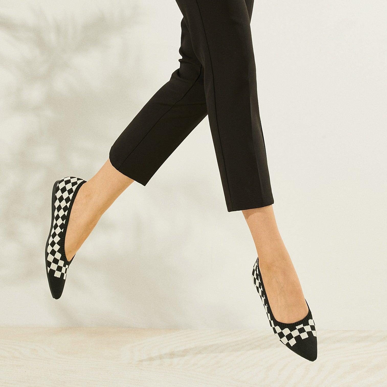 [Aria 5°] ポインテッドトゥ フラットシューズ