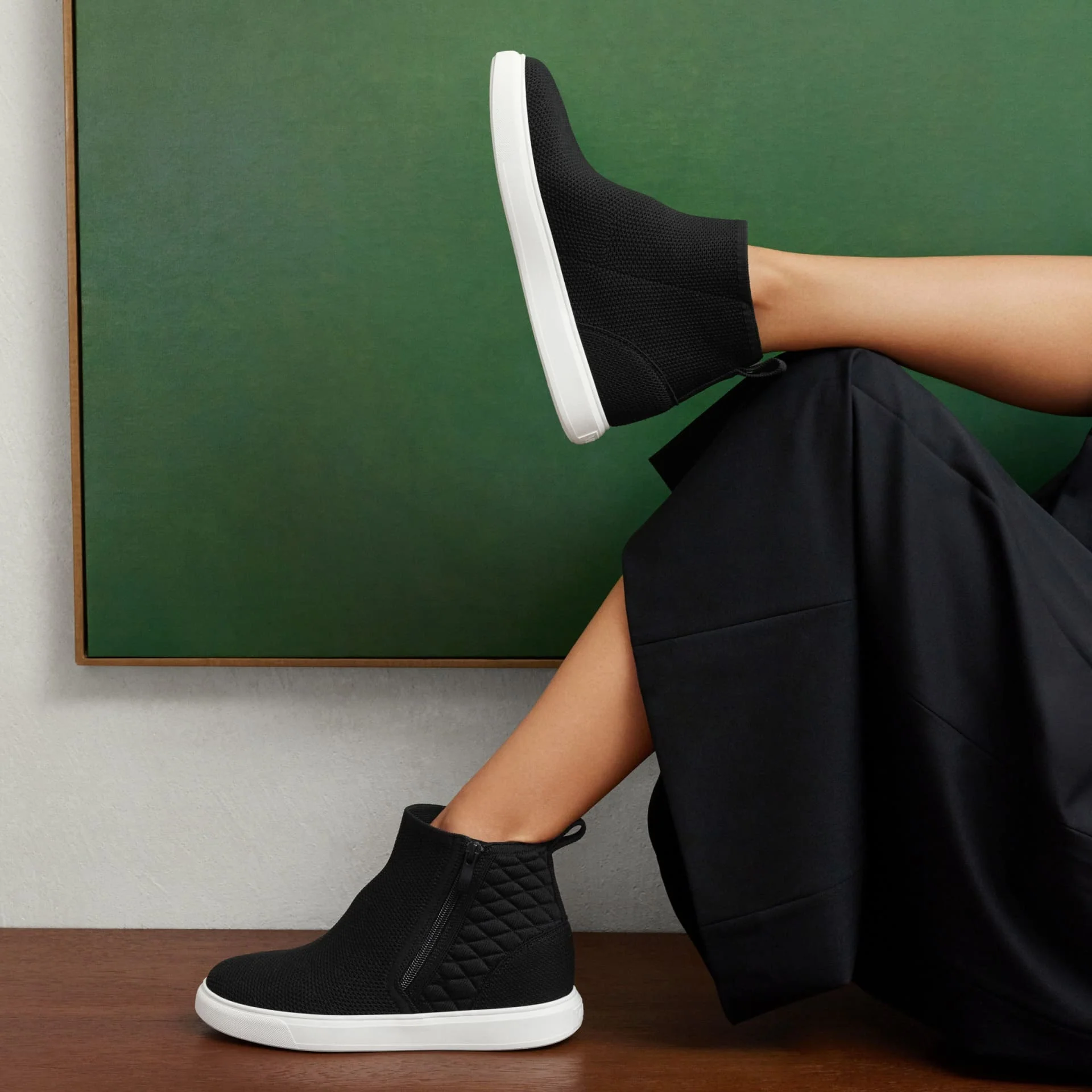 [Casey] ラウンドトゥ ヒドゥンウェッジ スニーカー