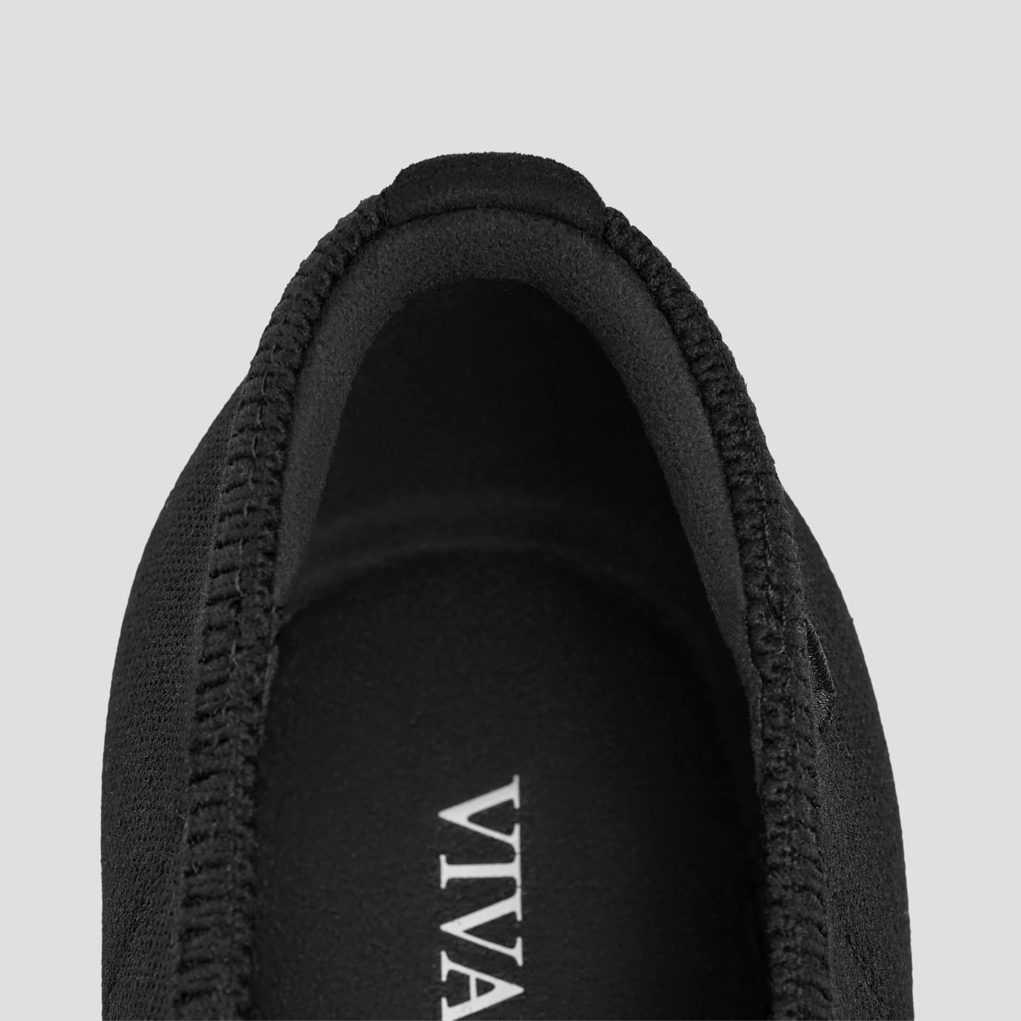 [Nubia] アーモンドトゥ プレッシャーフリー フラット