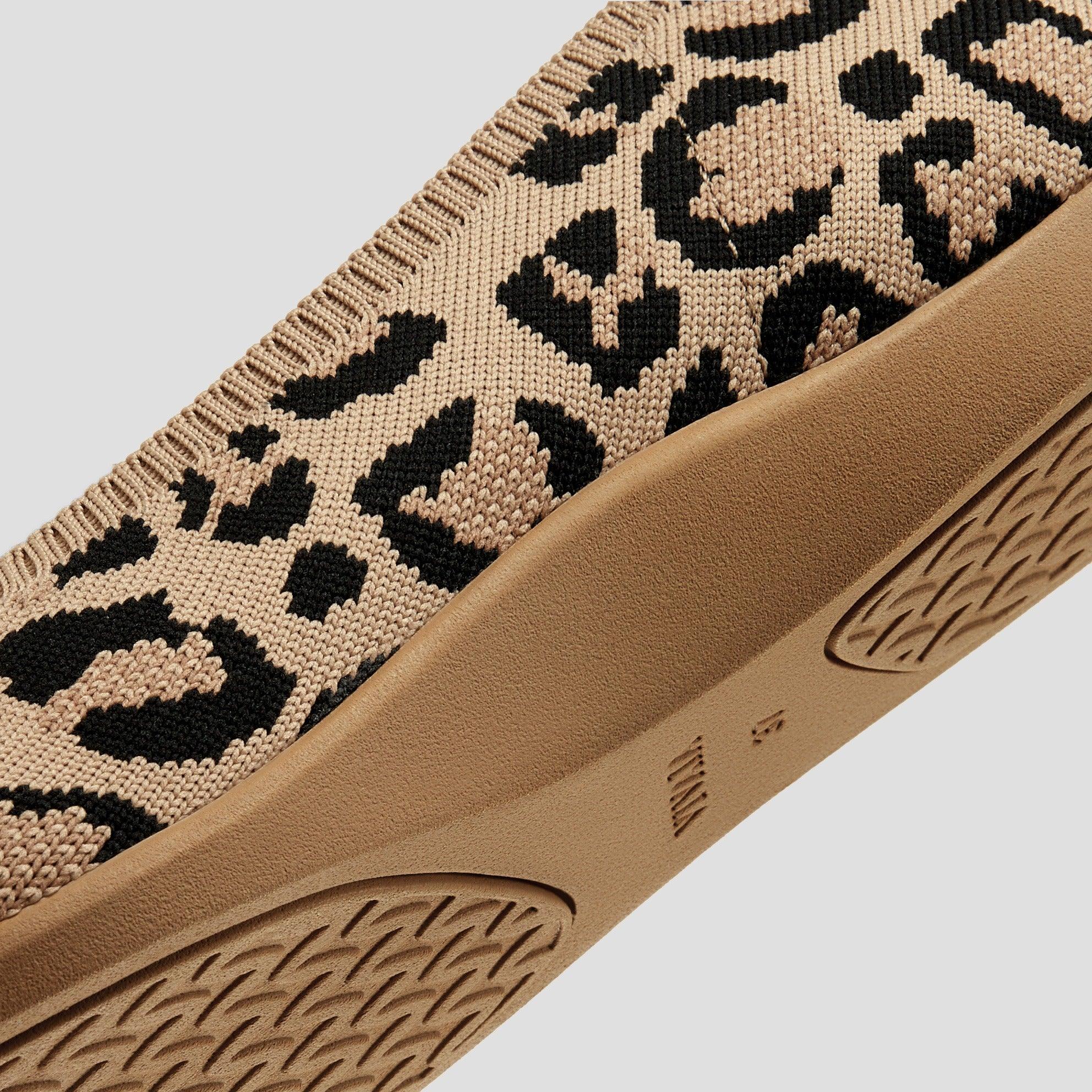 [Tamia Walker] アーモンドトゥ 超軽量 厚底 フラットシューズ