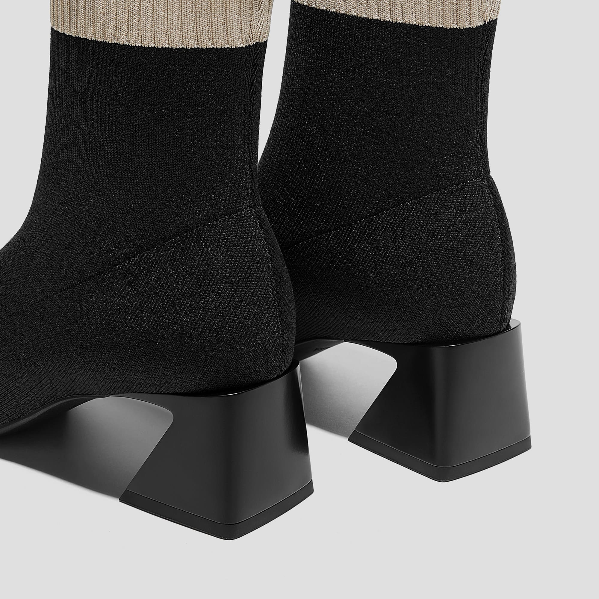 [Regina Pro] スクエアトゥ 撥水加工 ショートブーツ