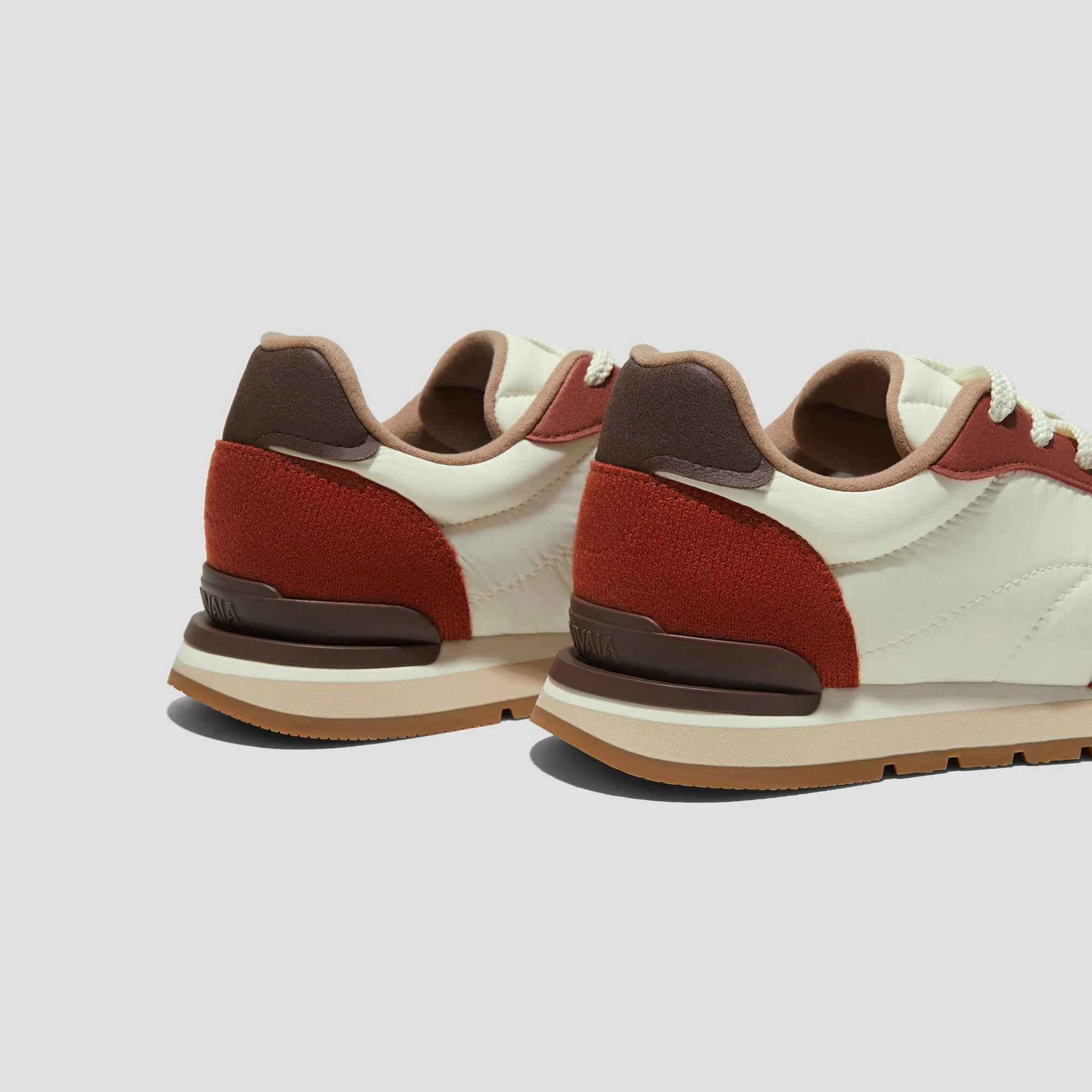 [Allegro] ユニセックス サテン ラックス 撥水加工 スニーカー