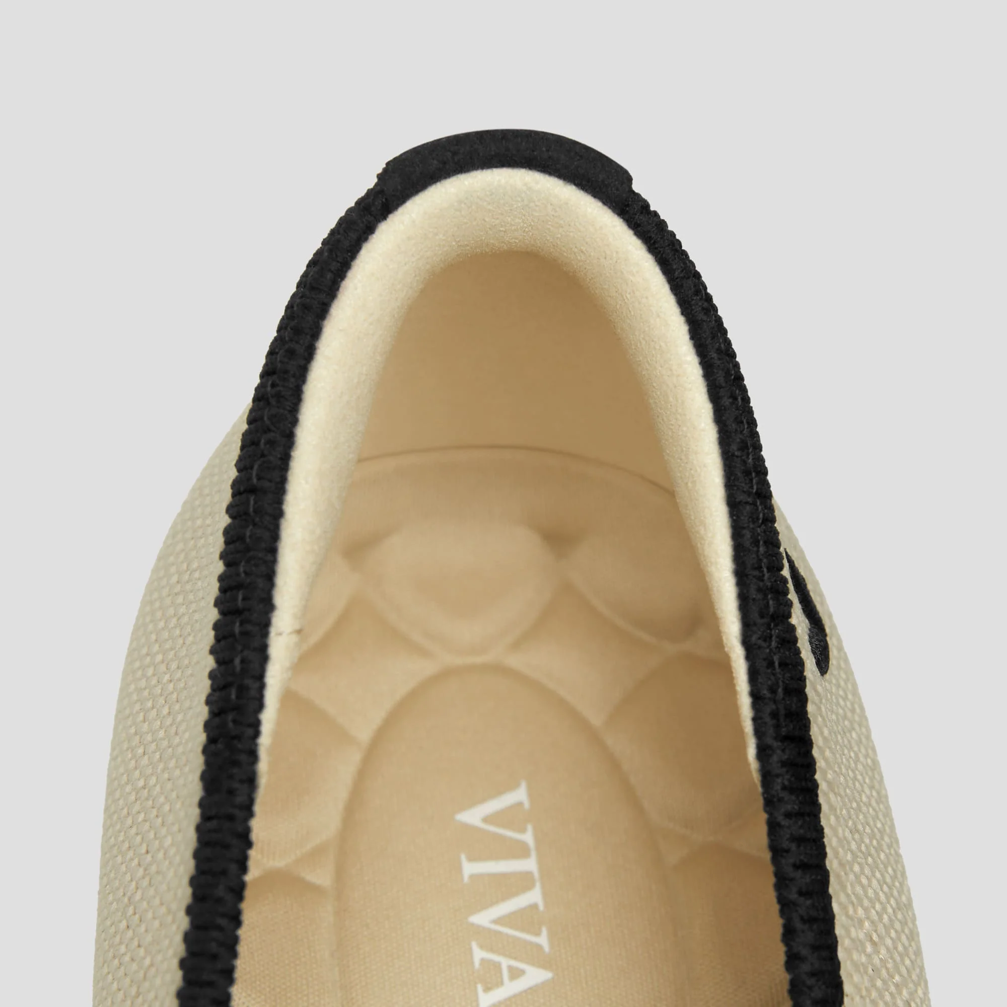 [Barbara] ラウンドトゥ ブロックヒール パンプス