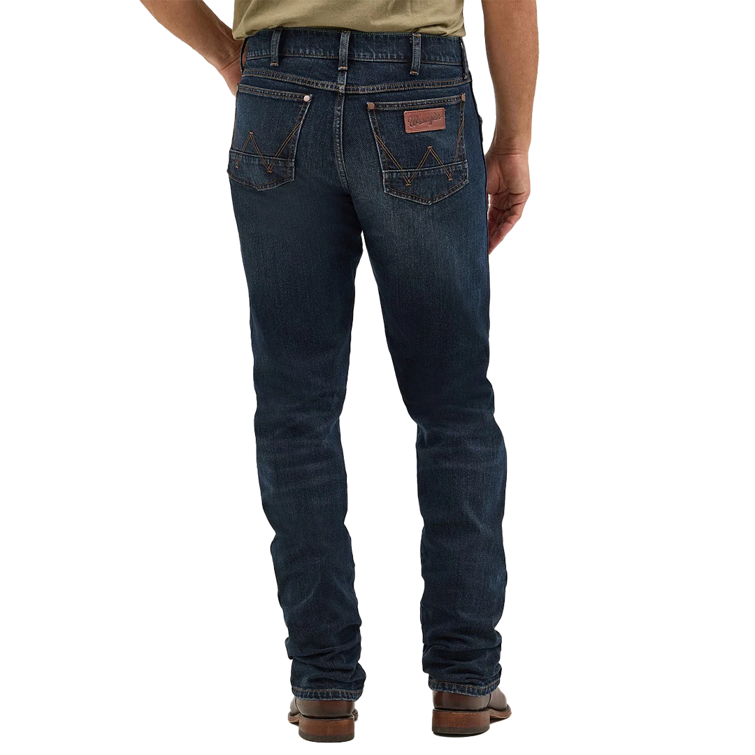 Wrangler Men's Retro Slim Fit Straight Jeans