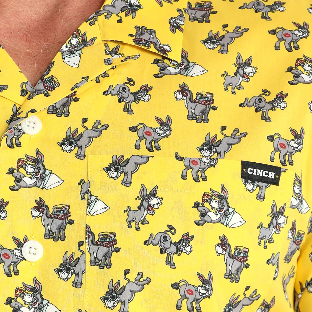 Cinch Men's Wonky Donkey Camp Short Sleeve Button Shirt