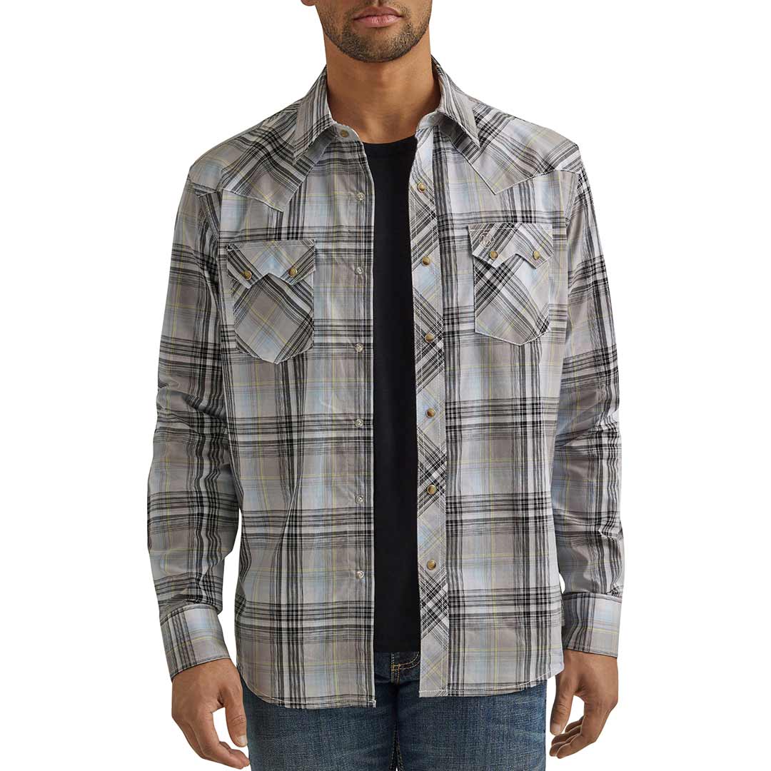 Wrangler Men's Retro Modern Fit Plaid Snap Shirt