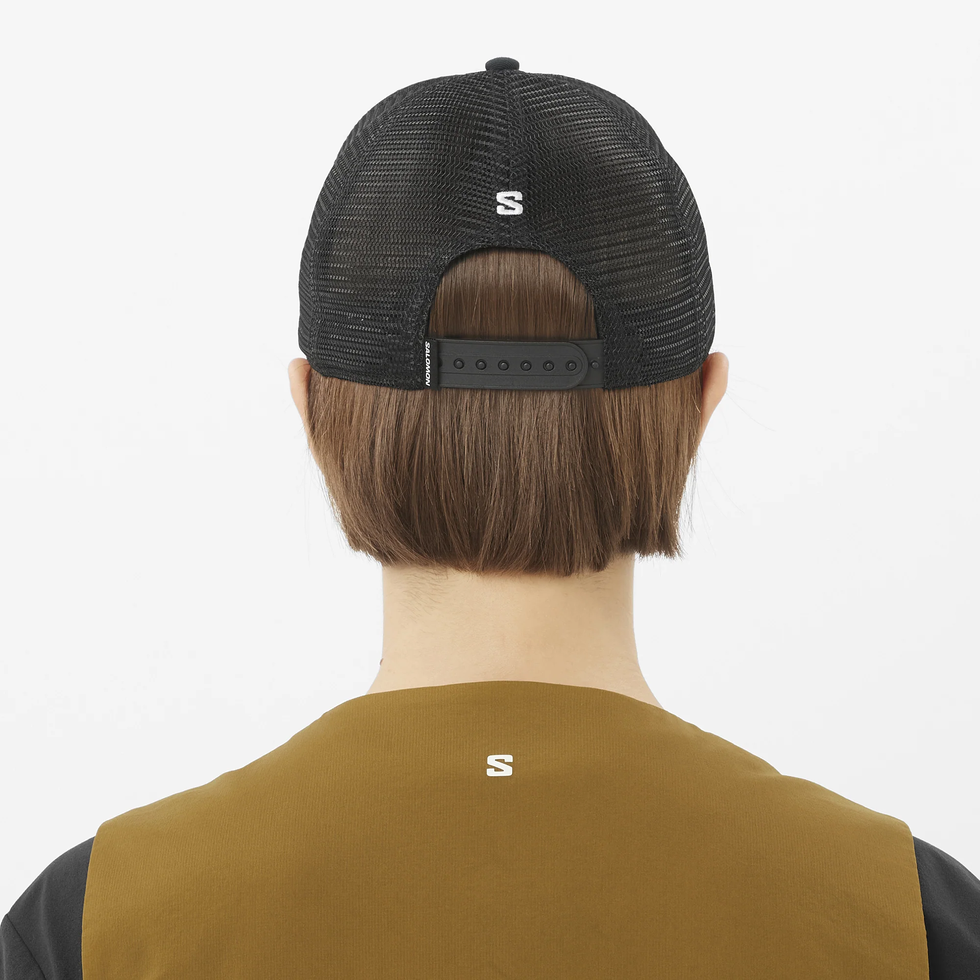 LOGO TRUCKER CAP