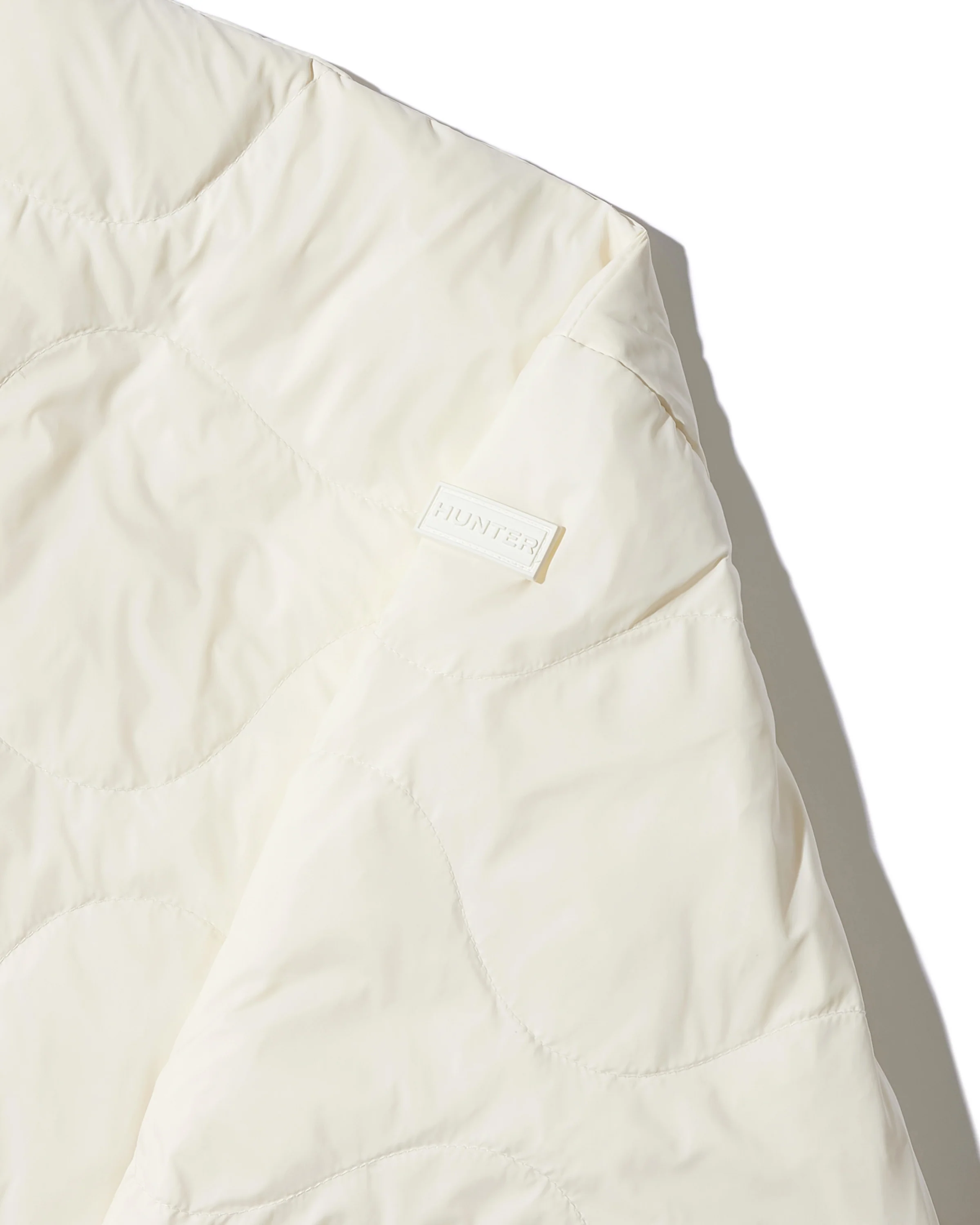 レディース エクスプローラー キルテッド ダウン ジャケット - アイボリー