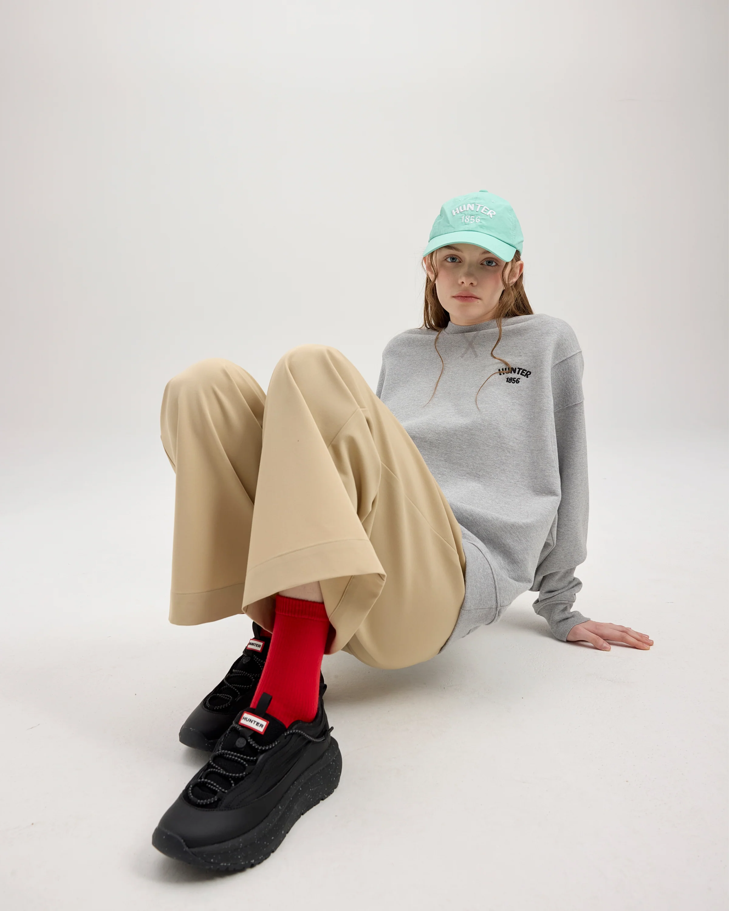 ユニセックス ハンター グリップ トレーナー - ブラック