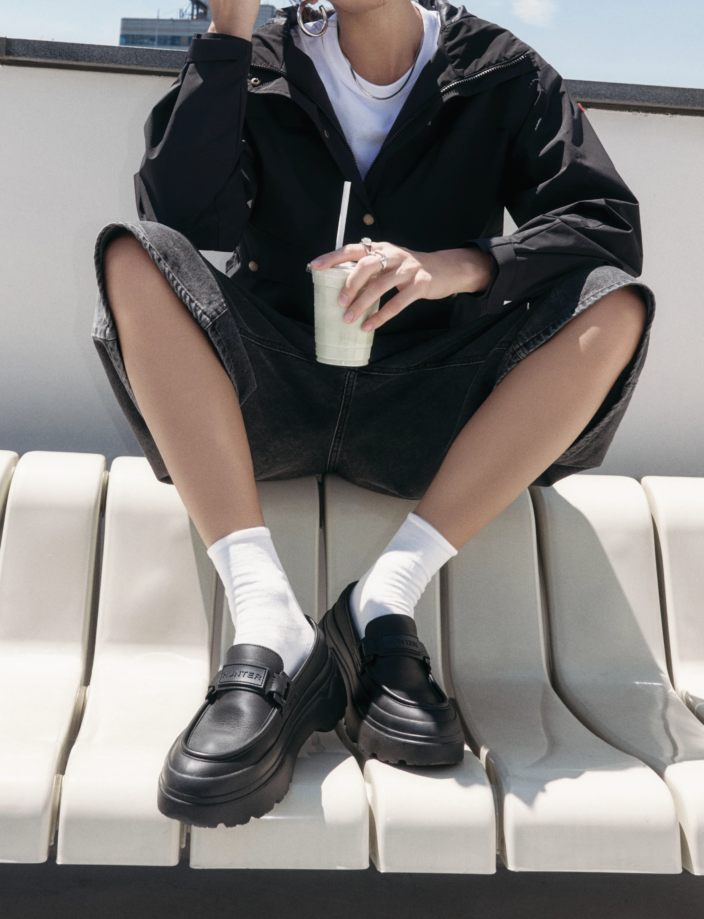 リファインド エクスプローラー フラットフォーム ローファー - ブラック