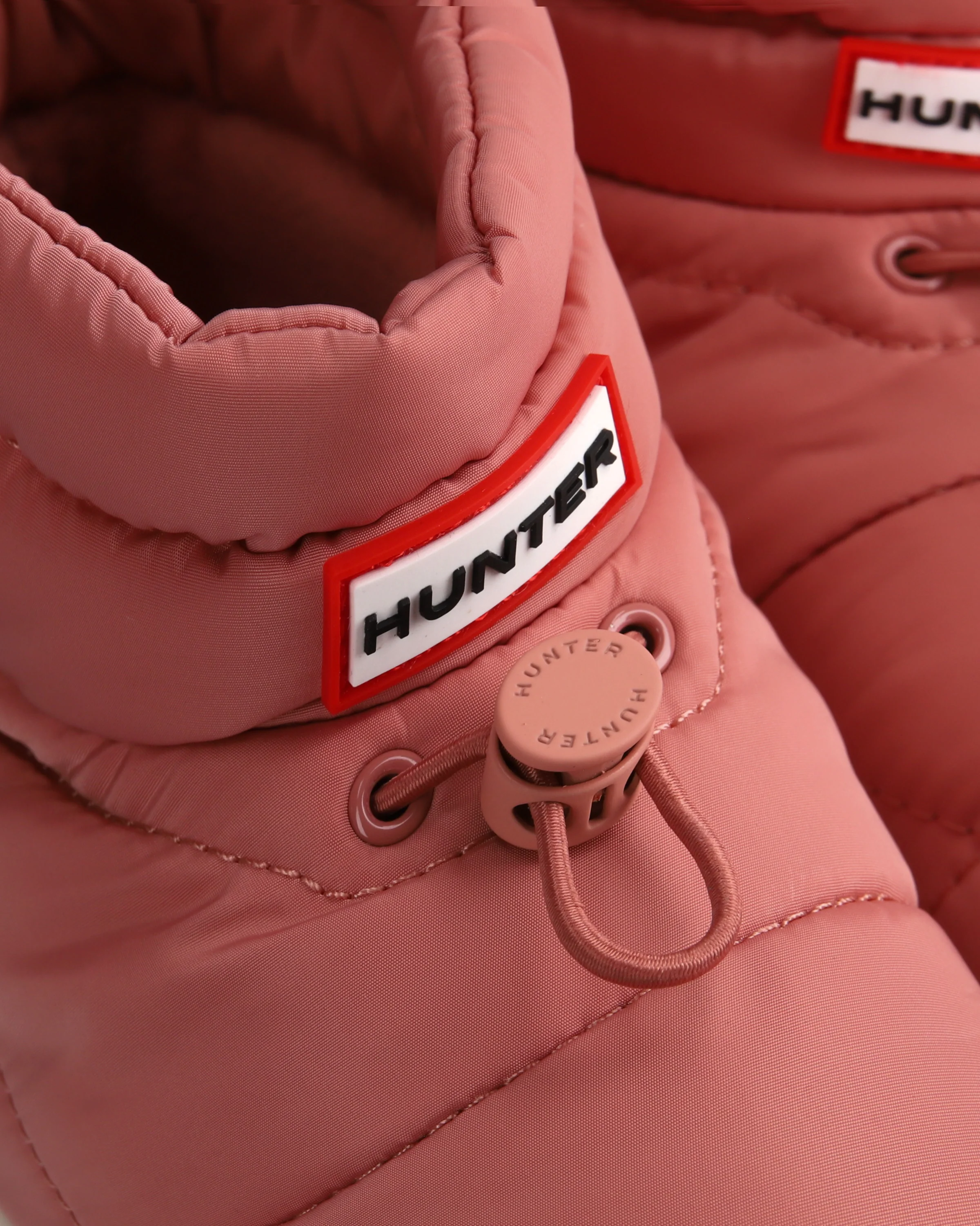 ユニセックス イン/アウト コージー パフ サイド ベント ブーティー - ドリーミーヌード / シェイデッドホワイト