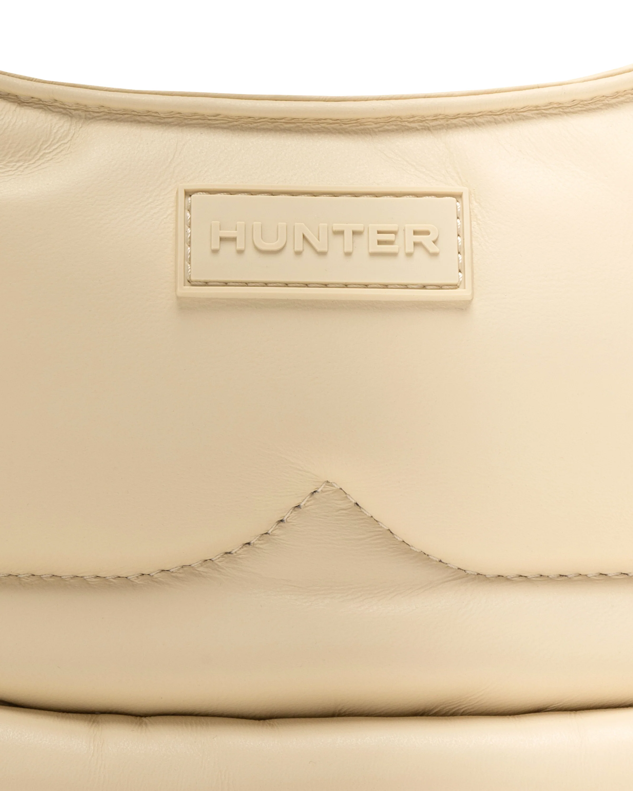 レザー フレームド ミニ ホーボー クロスボディ - キャンバスクリーム