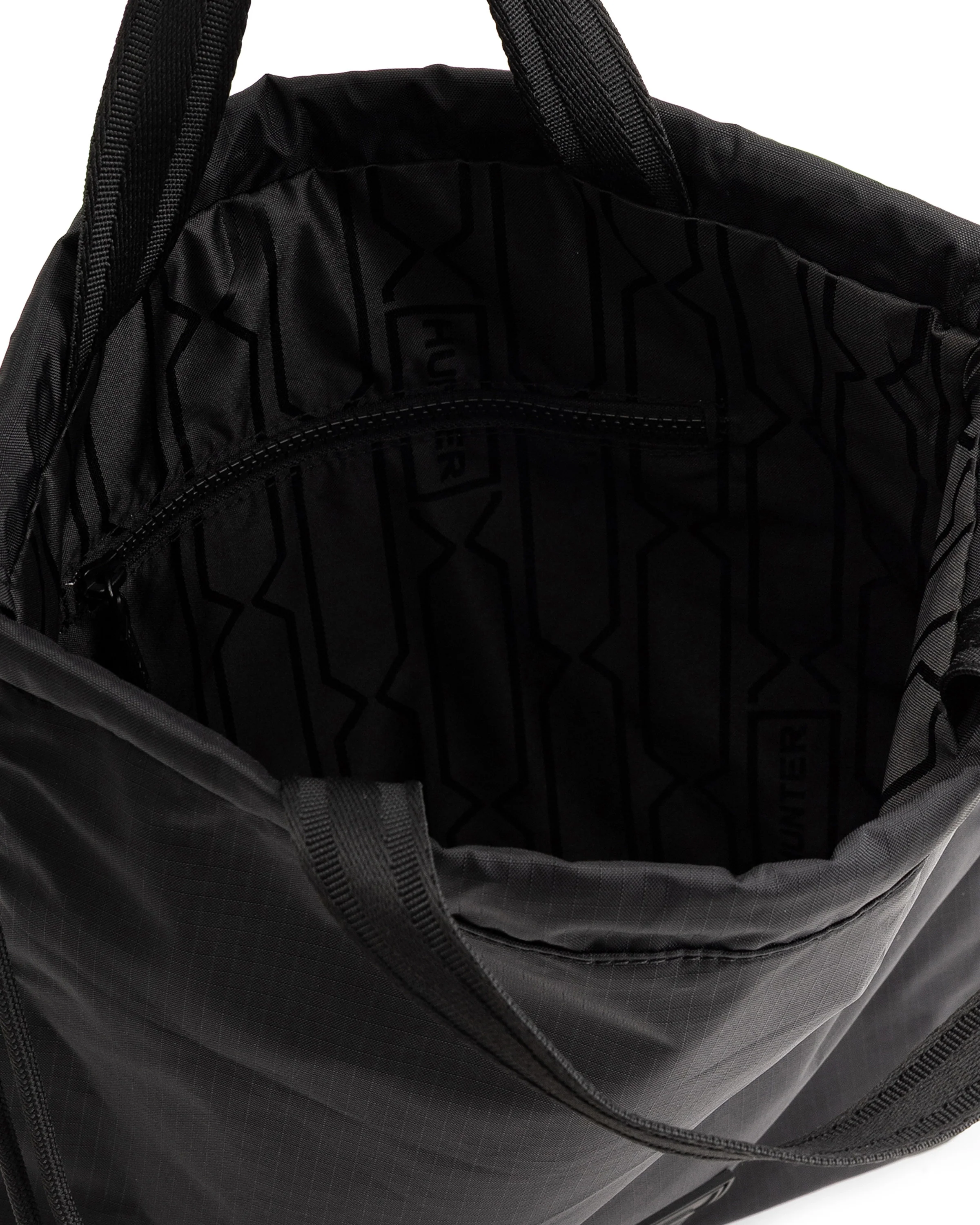 トラベル ドローストリング バックパック トート - ブラック
